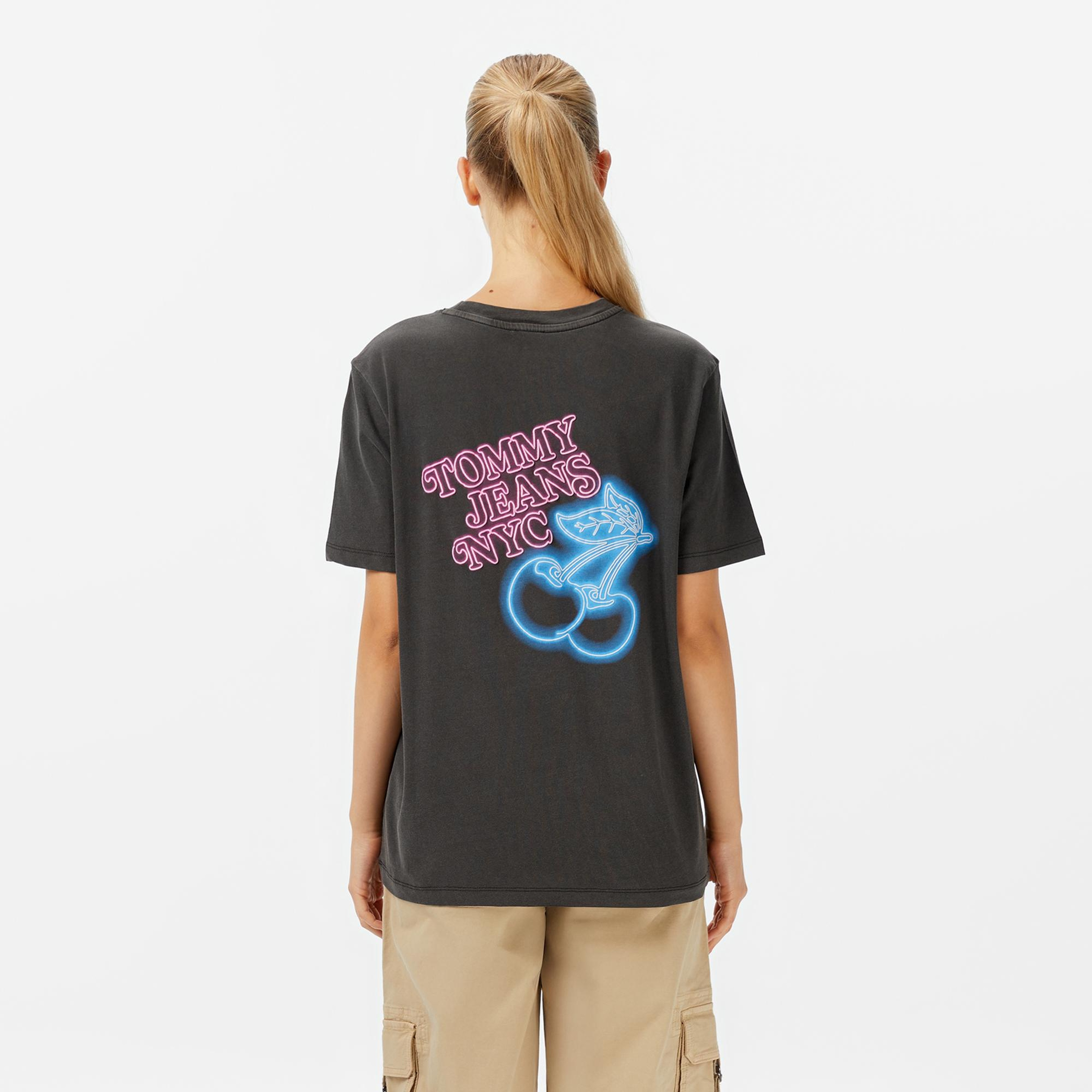 Tommy Jeans Relax Neon Kadın Gri T-Shirt