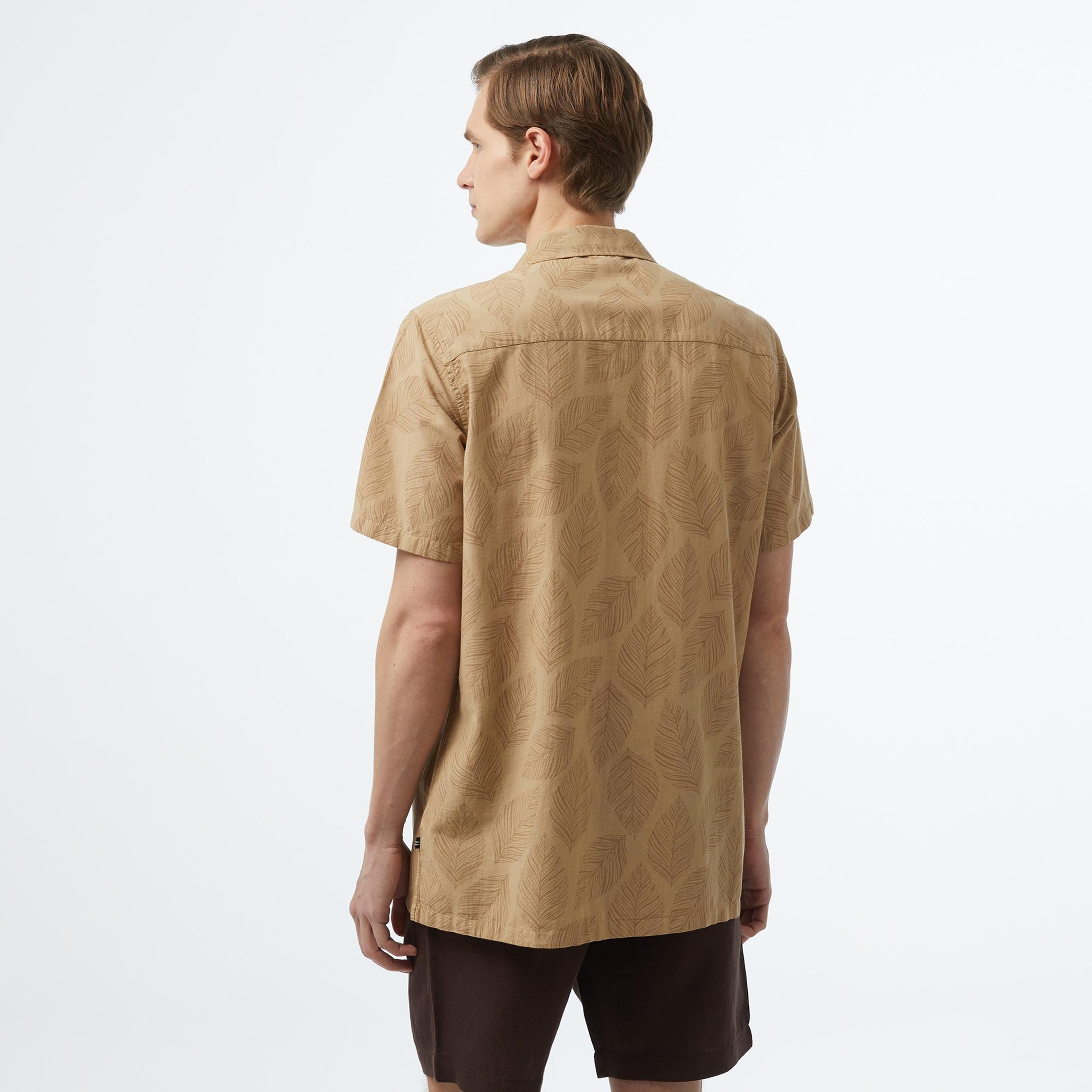 Nautica Erkek Bej Classic Fit Kısa Kollu Gömlek