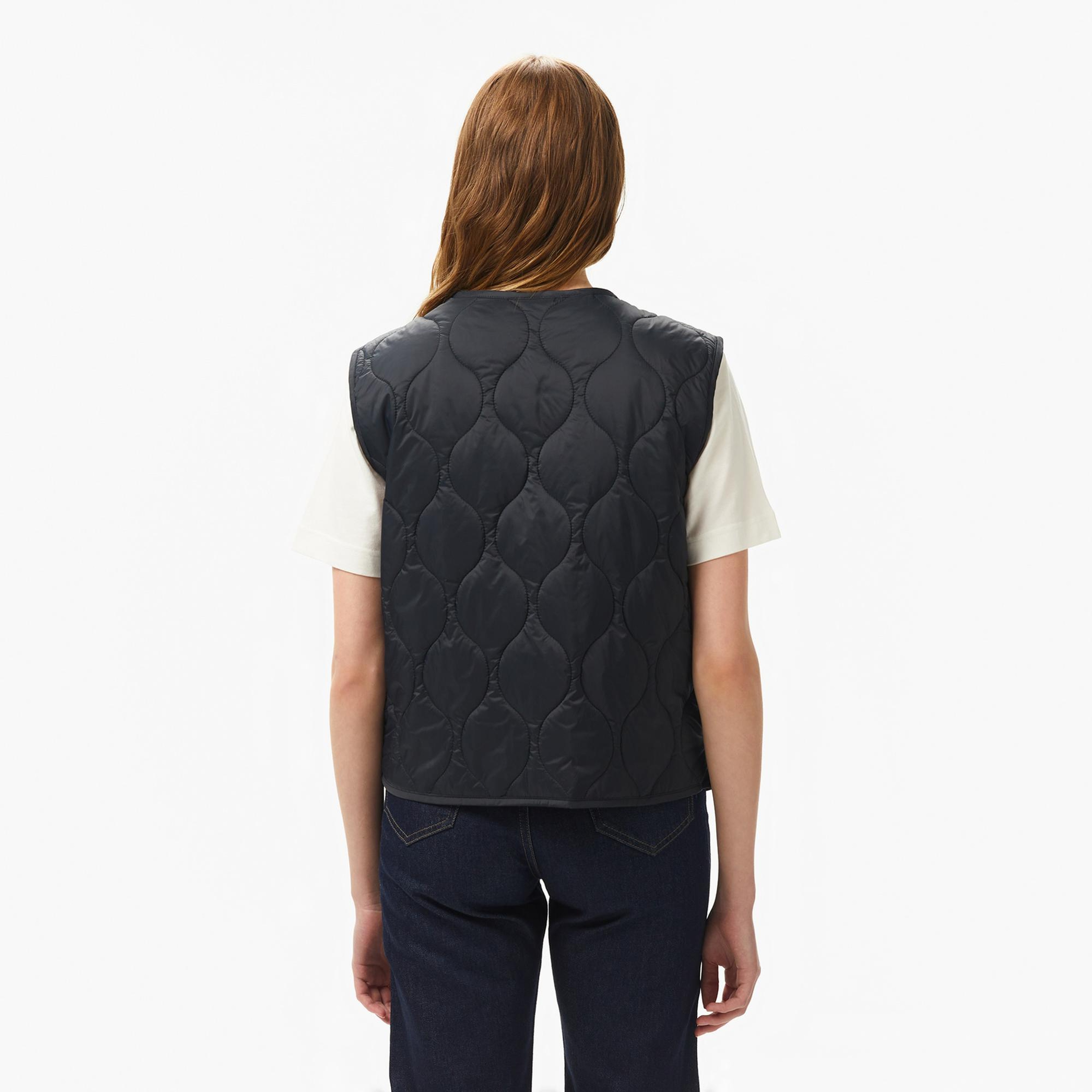 Nautica Kadın Siyah Regular Fit Kapitone Fermuarlı Yelek