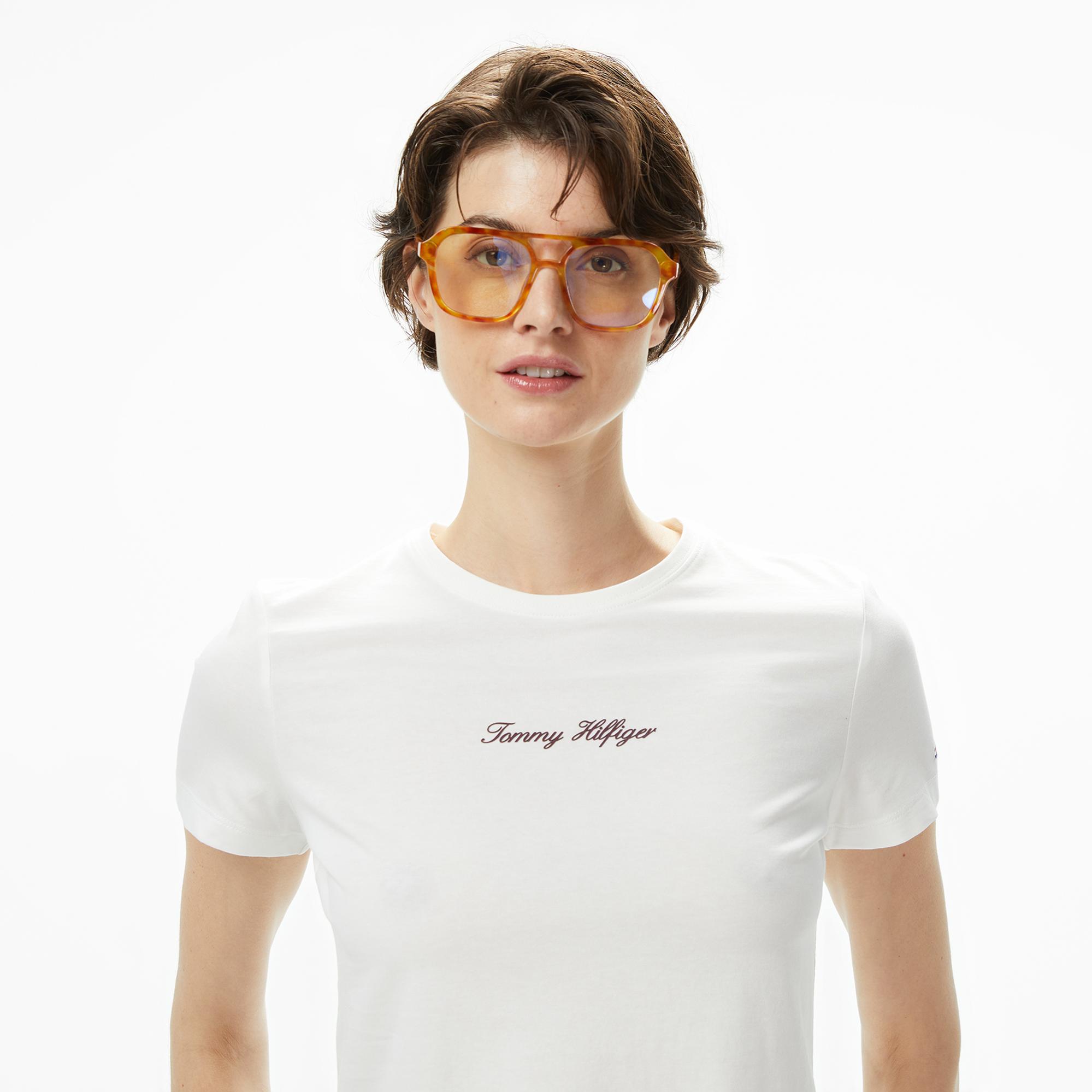 Tommy Hilfiger Classic Script Regular Kadın Beyaz T-Shirt