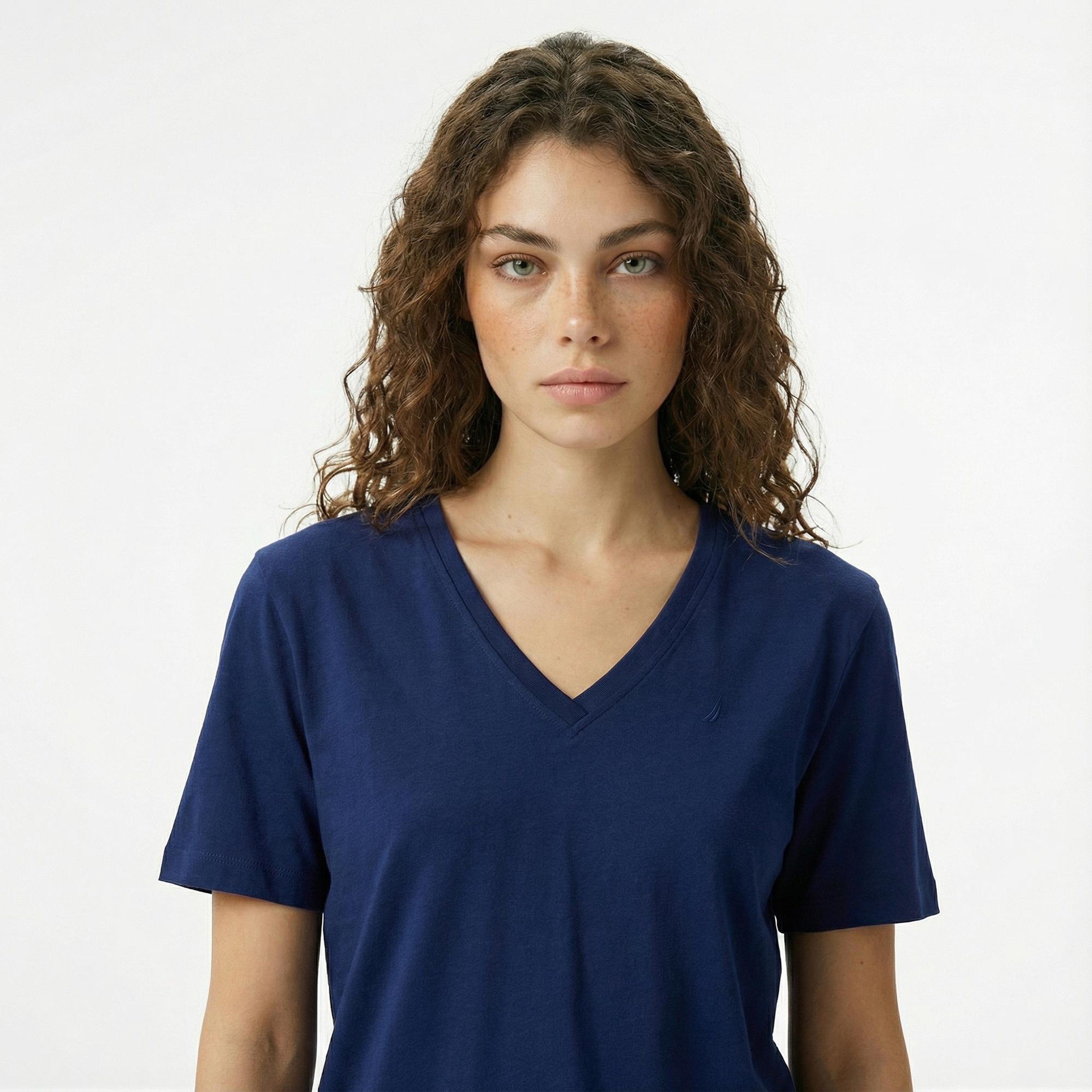 Nautica Kadın Lacivert Regular Fit T-Shirt