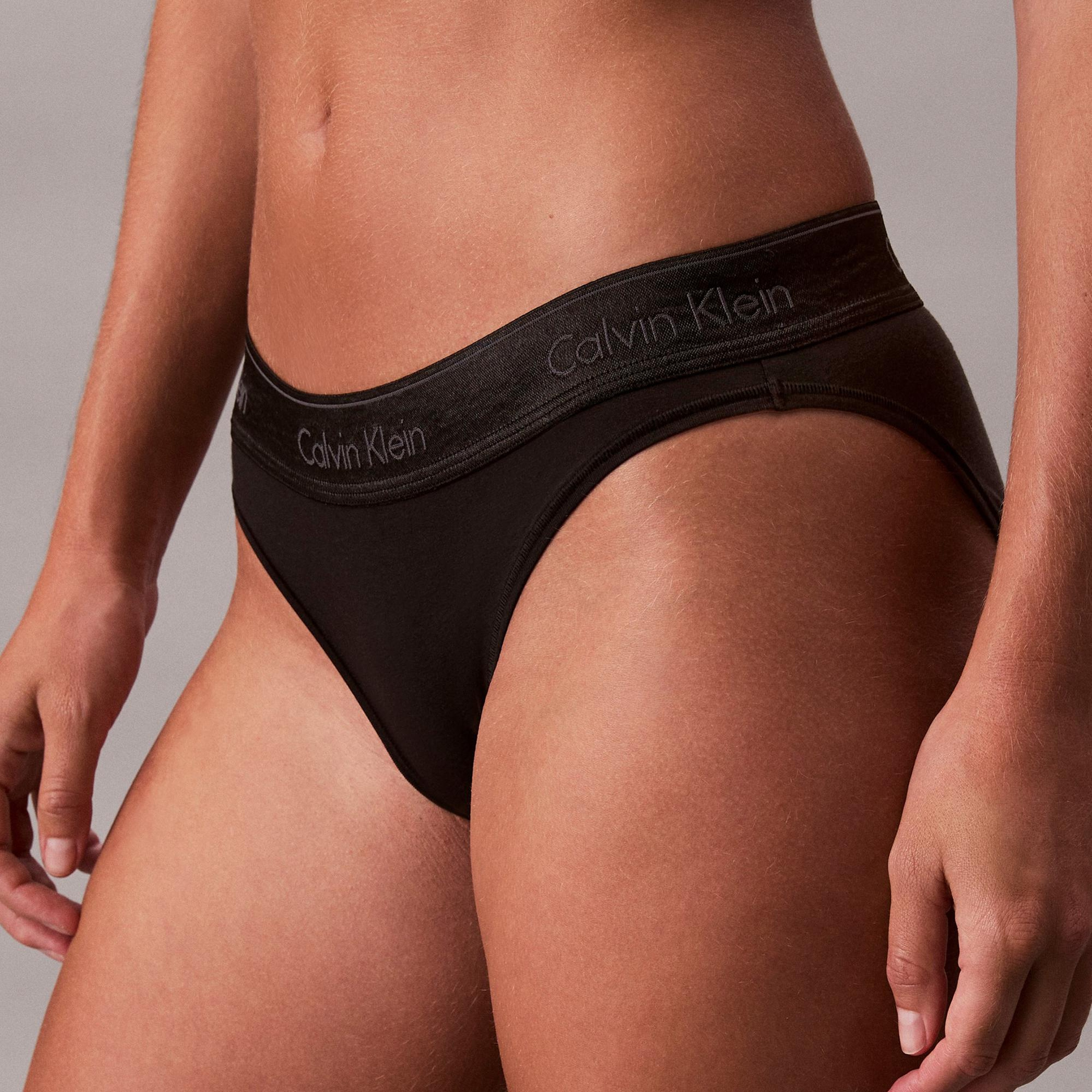 Calvin Klein Kadın Siyah Külot