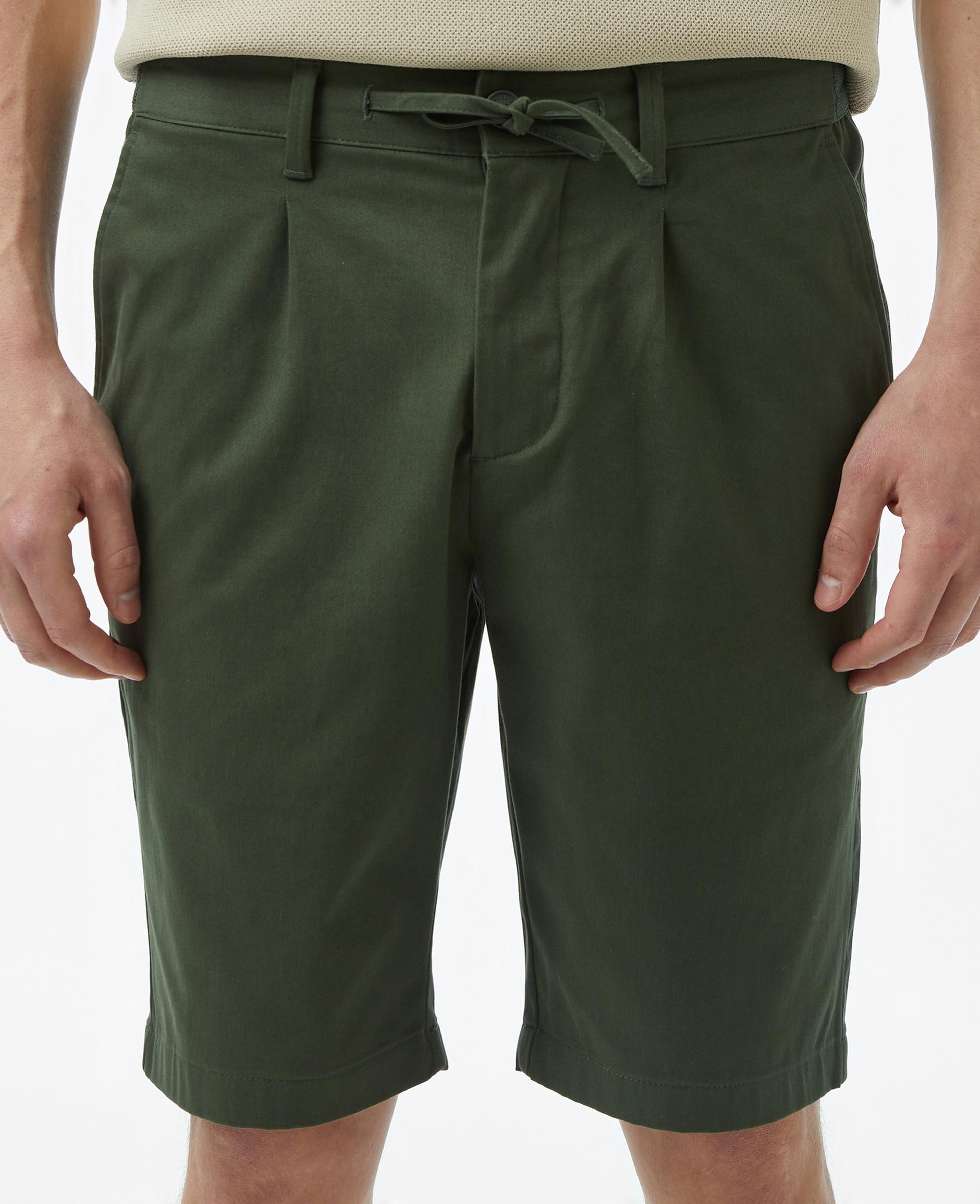 Lacoste Erkek Tapered Fit Haki Bermuda Şort