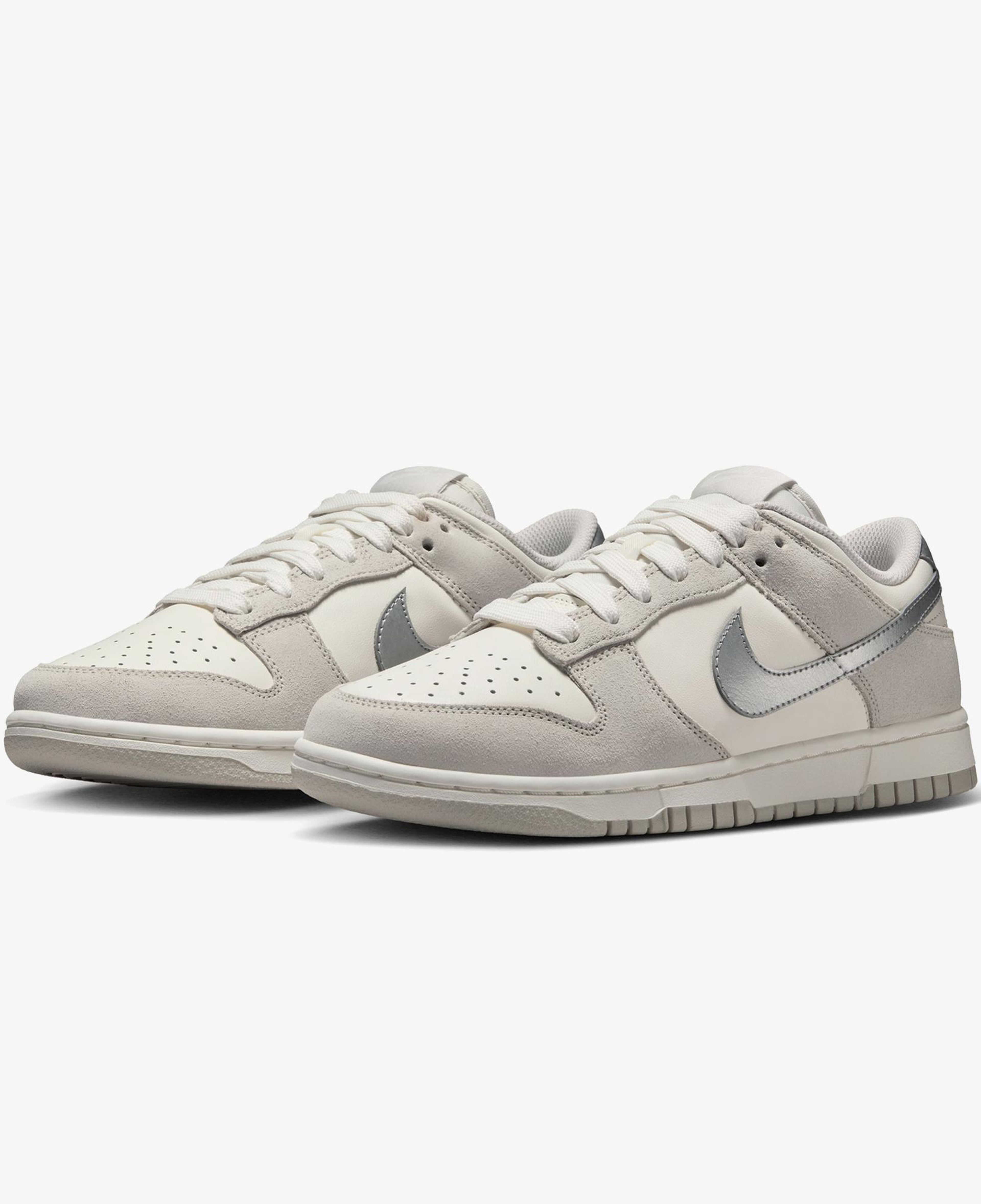 Nike Dunk Low Kadın Gri Spor Ayakkabı