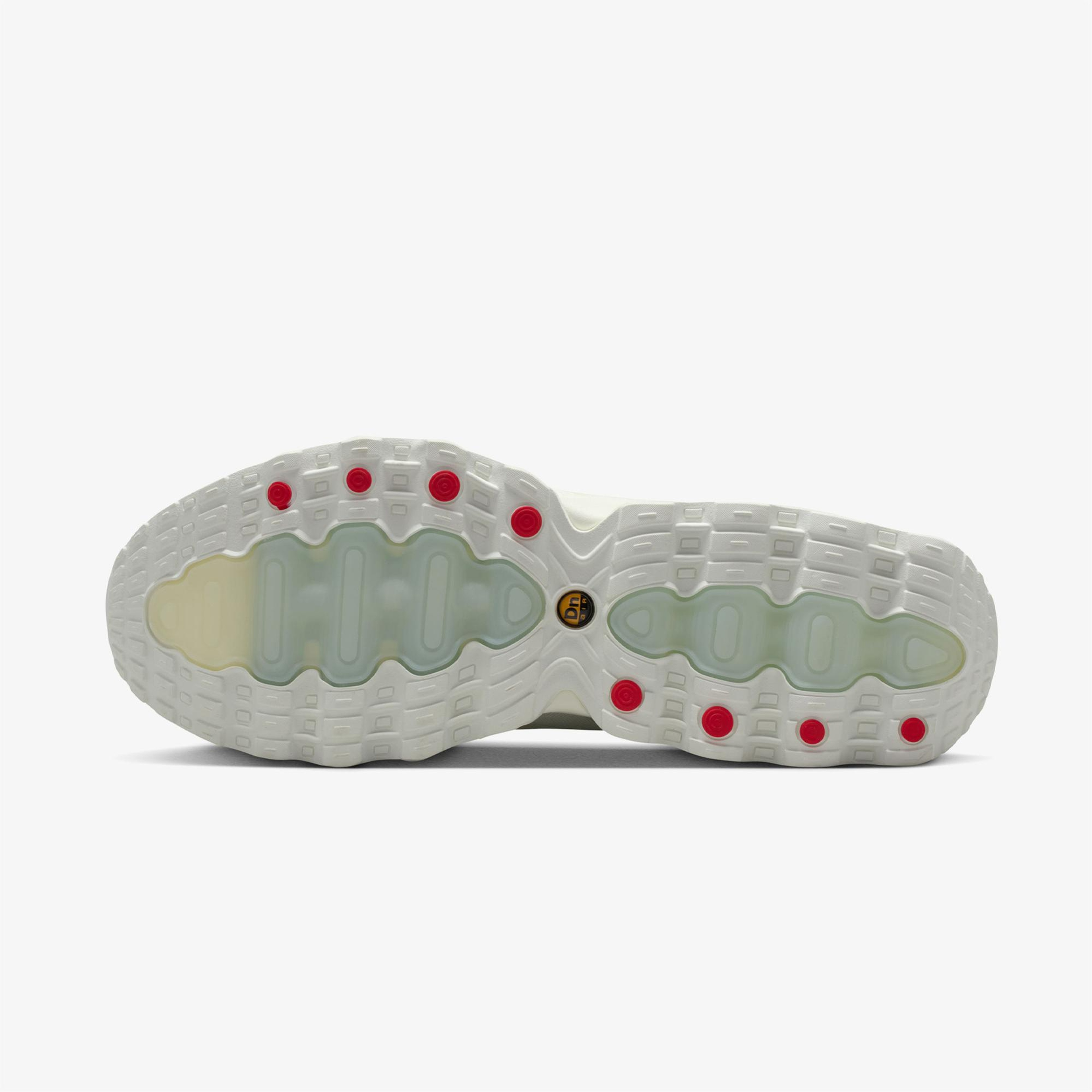 Nike Air Max DN8 Kadın Krem Rengi Spor Ayakkabı