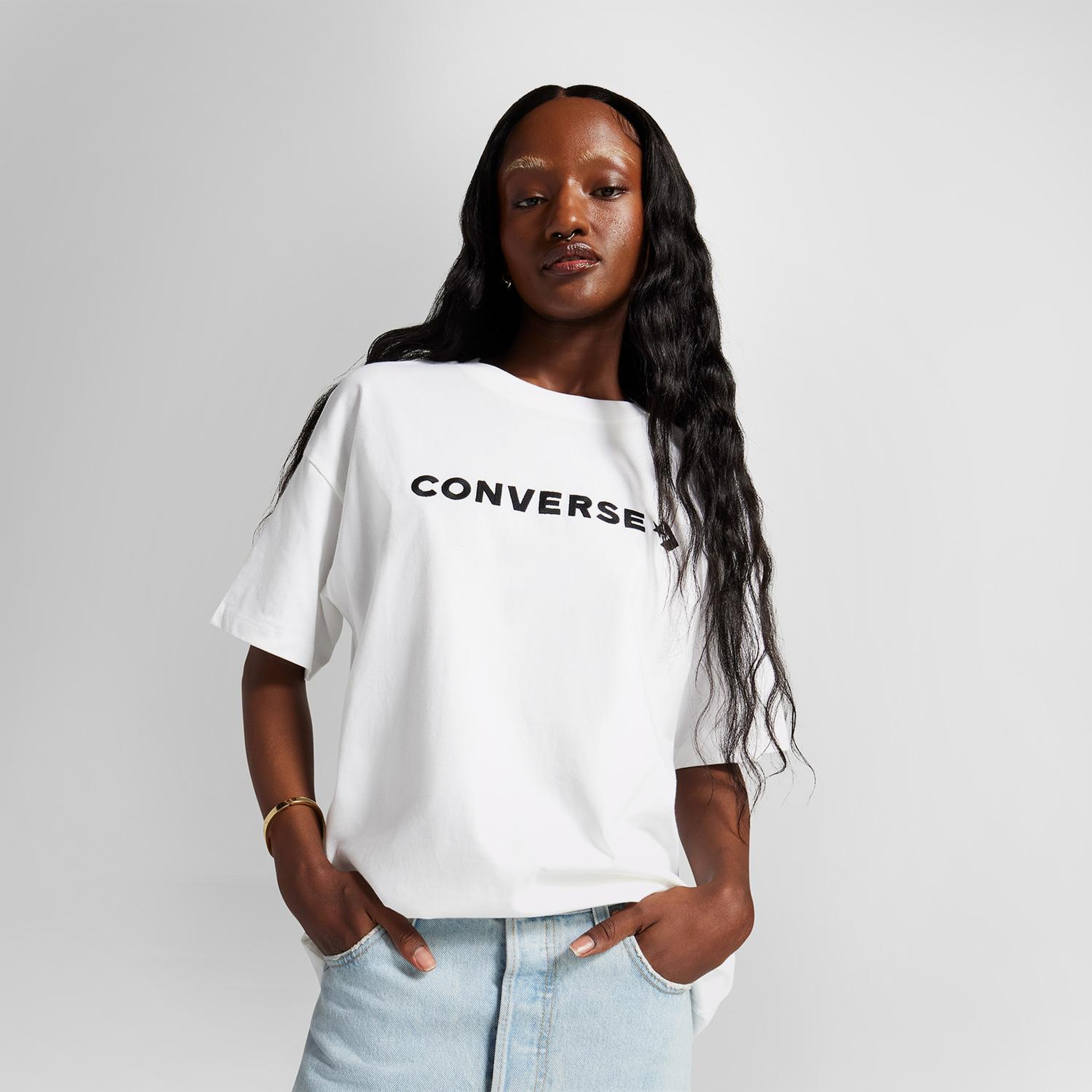 Converse Wordmark Relaxed Fit Baskılı Kadın Beyaz T-Shirt