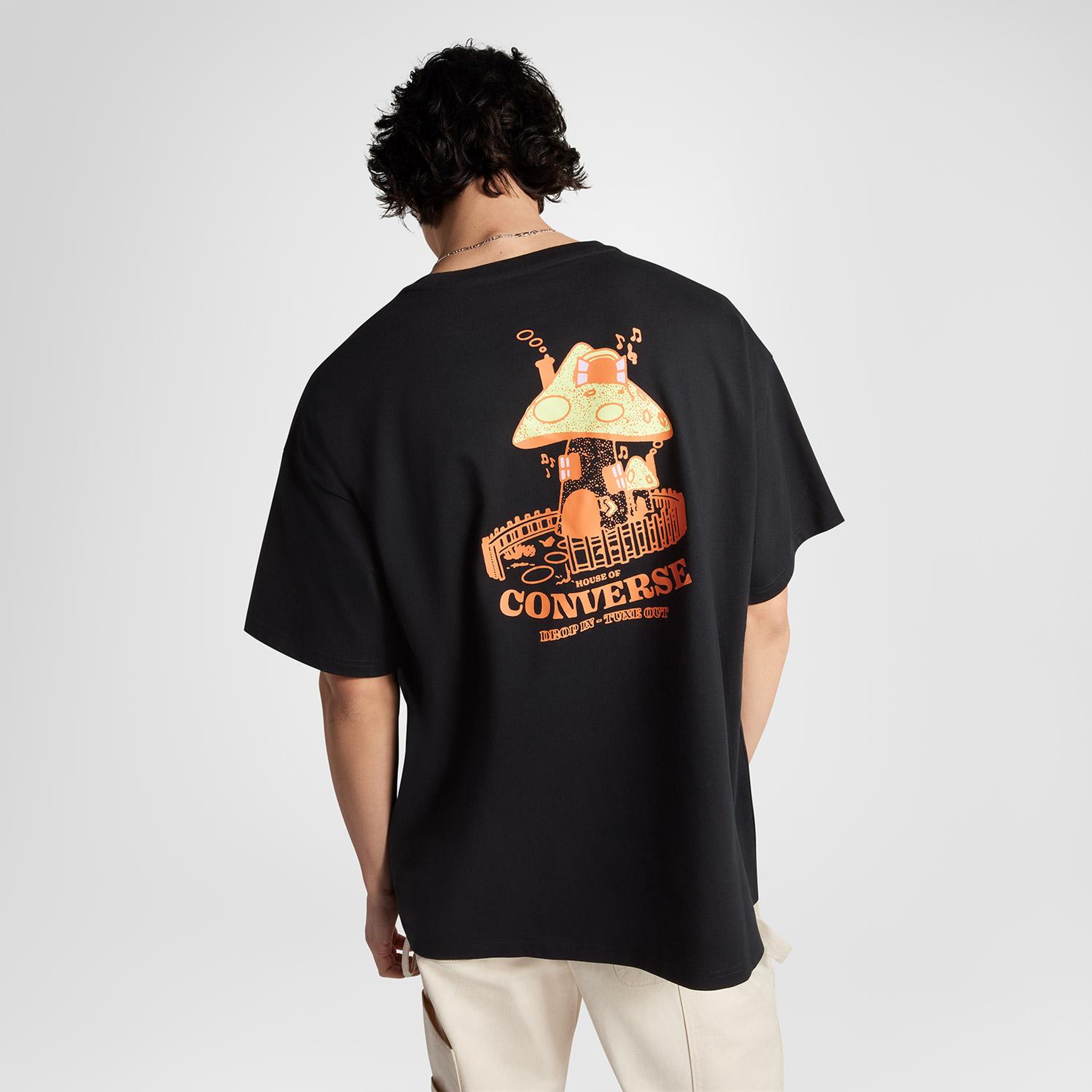 Converse Mushroom Cottage Loose Fit Erkek Siyah T-Shirt