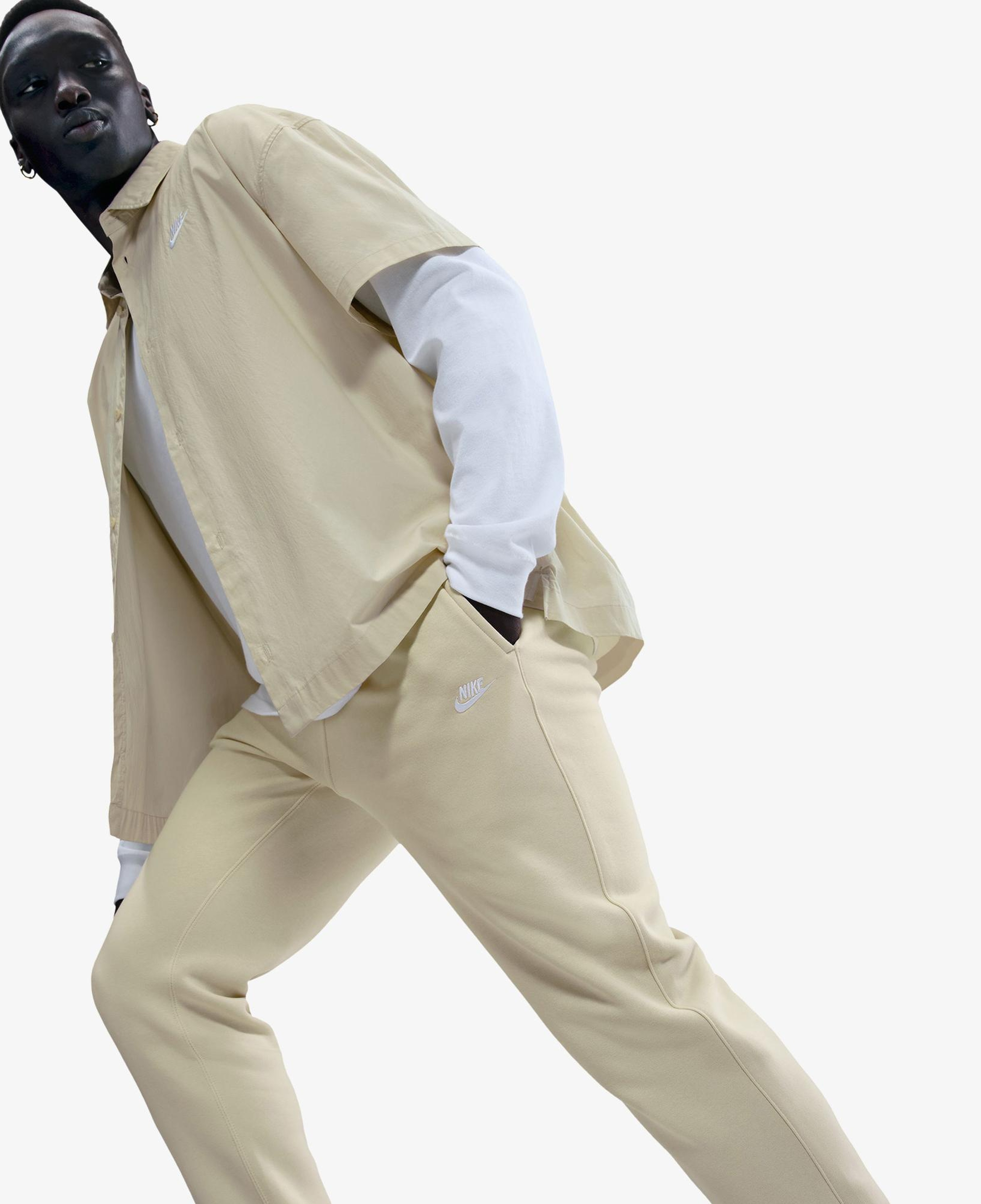 Nike Club Jogger Erkek Bej Eşofman Altı