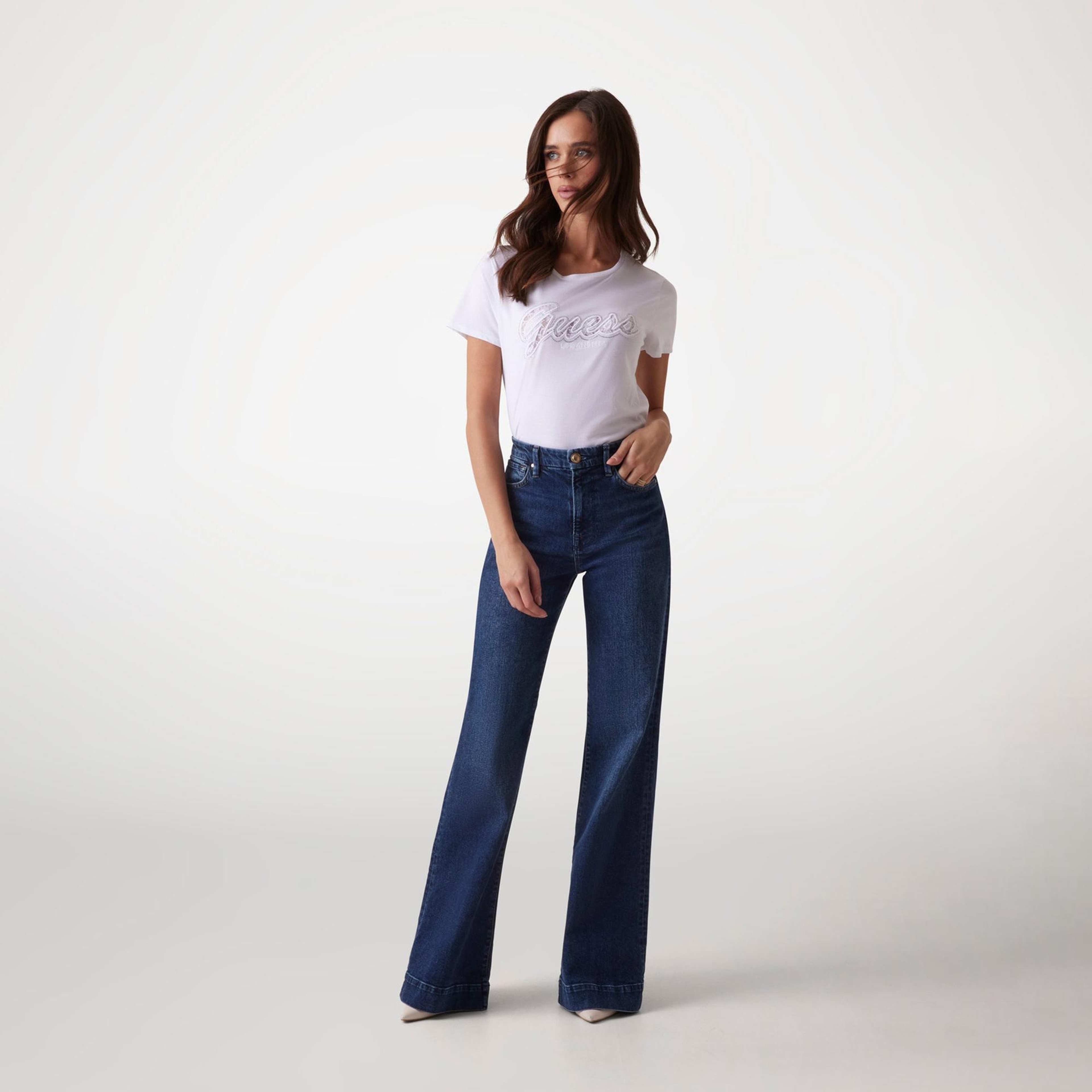 Guess Script Lace Logo Kadın Beyaz T-Shirt