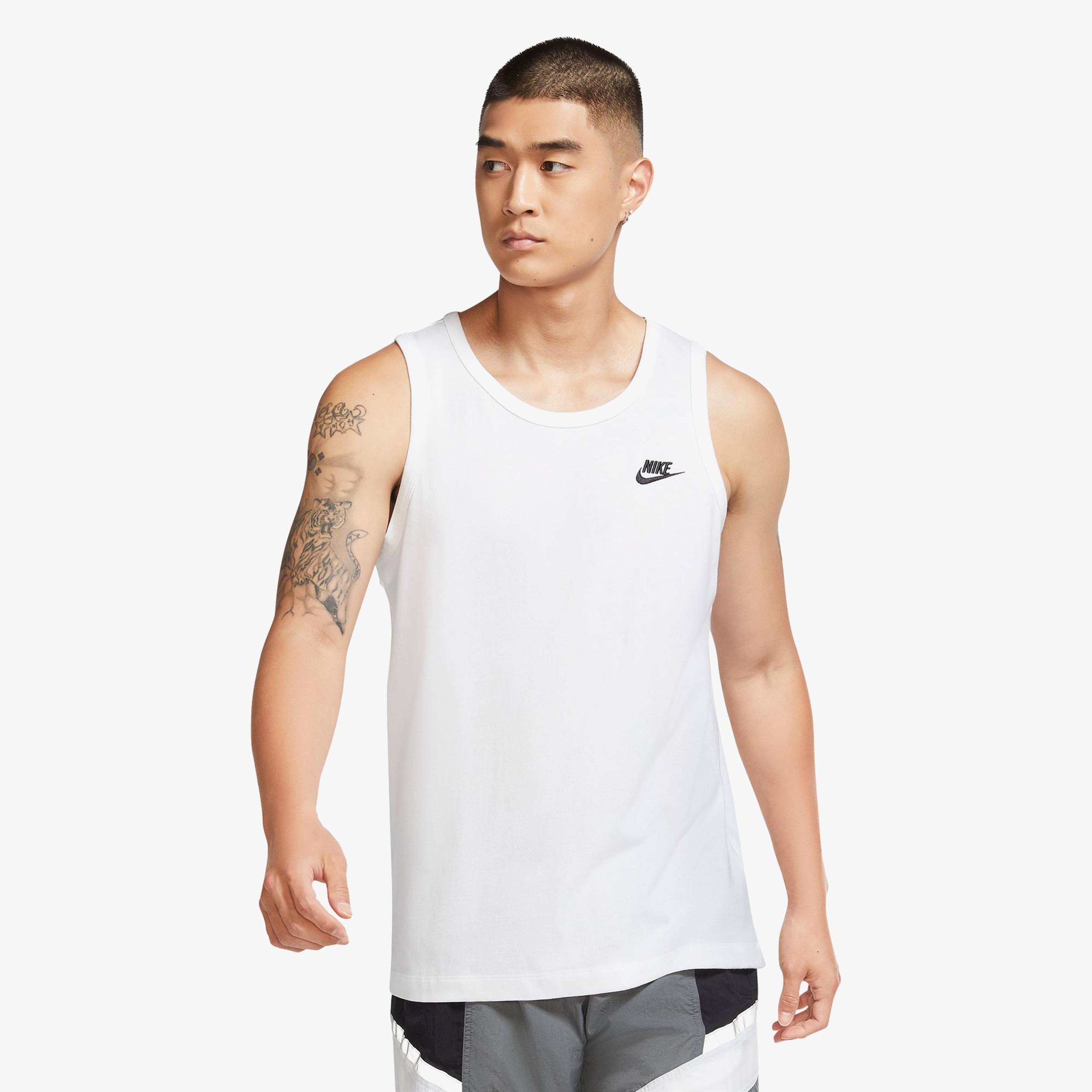Nike Sportswear Club Erkek Beyaz Kolsuz T-Shirt