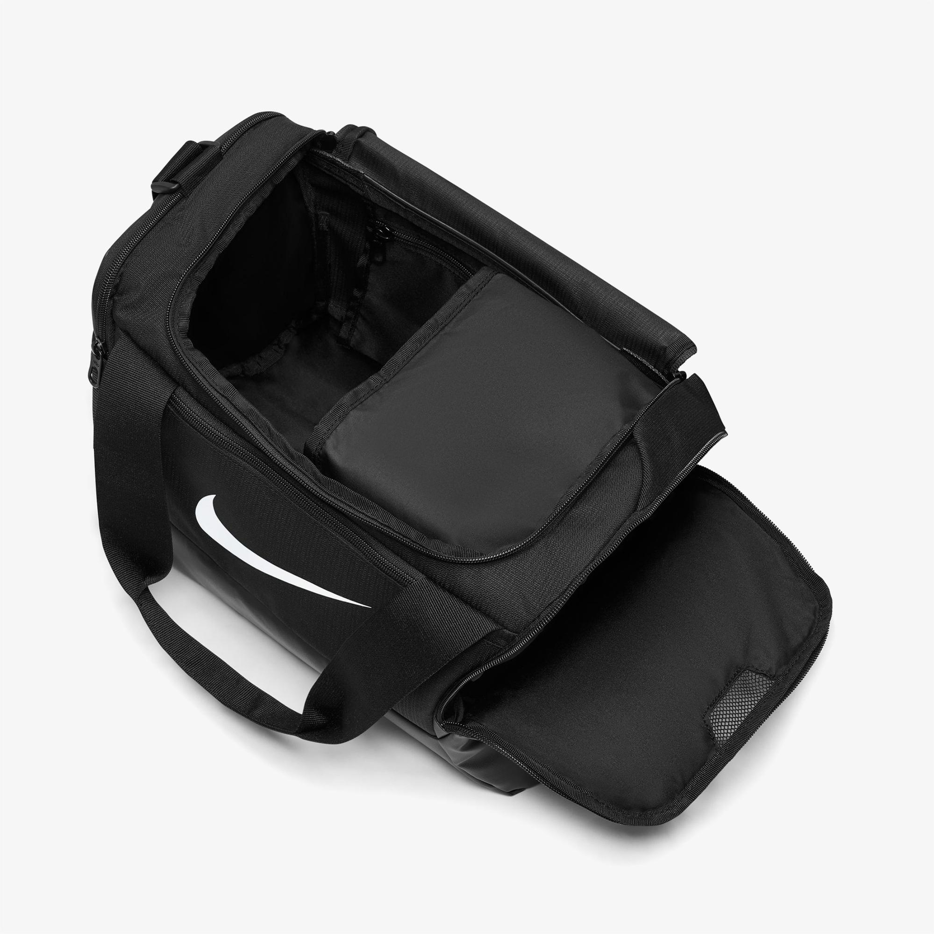 Nike Brasilia 9.5 Unisex Siyah Spor Çantası