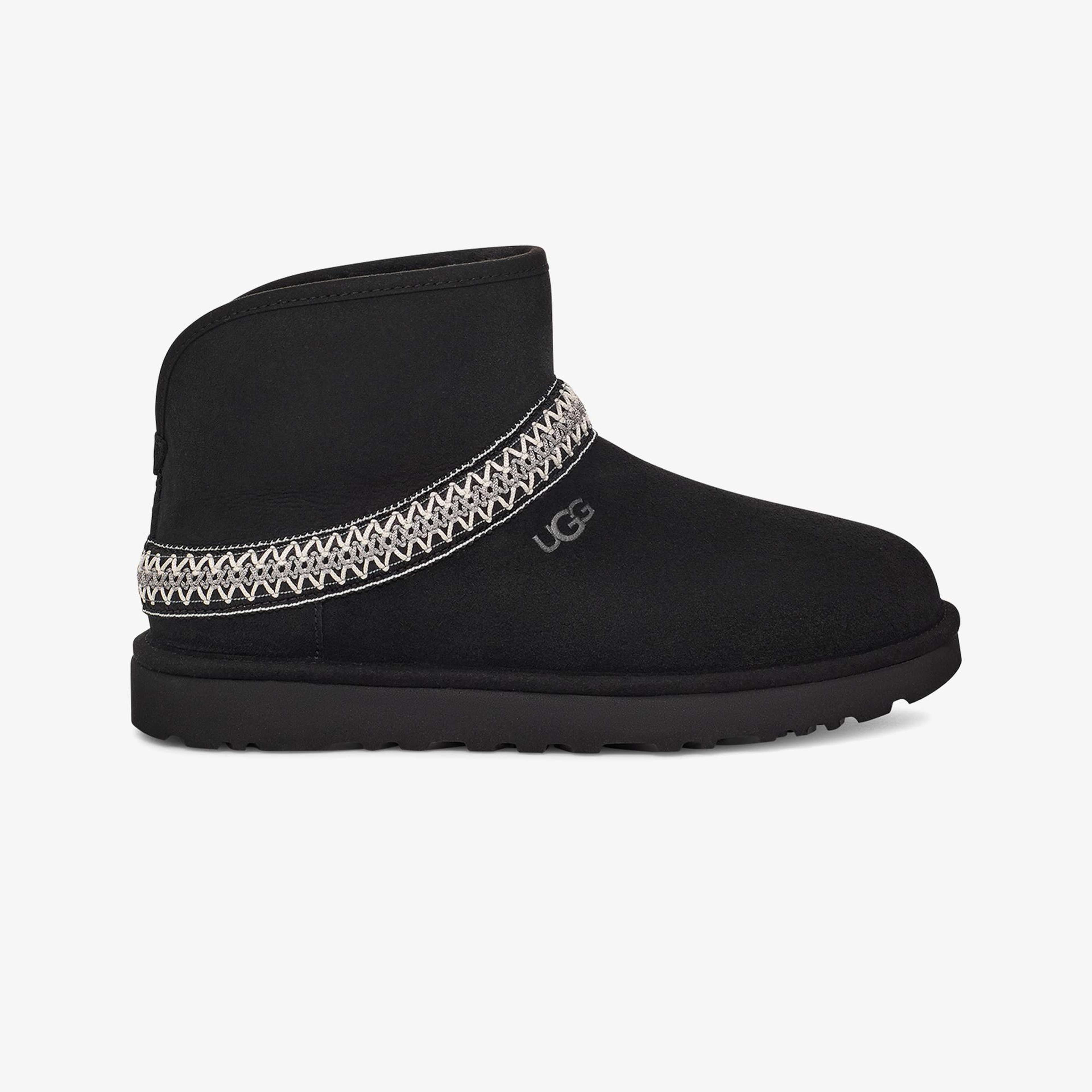 UGG Classic Mini Crescent Kadın Siyah Bot
