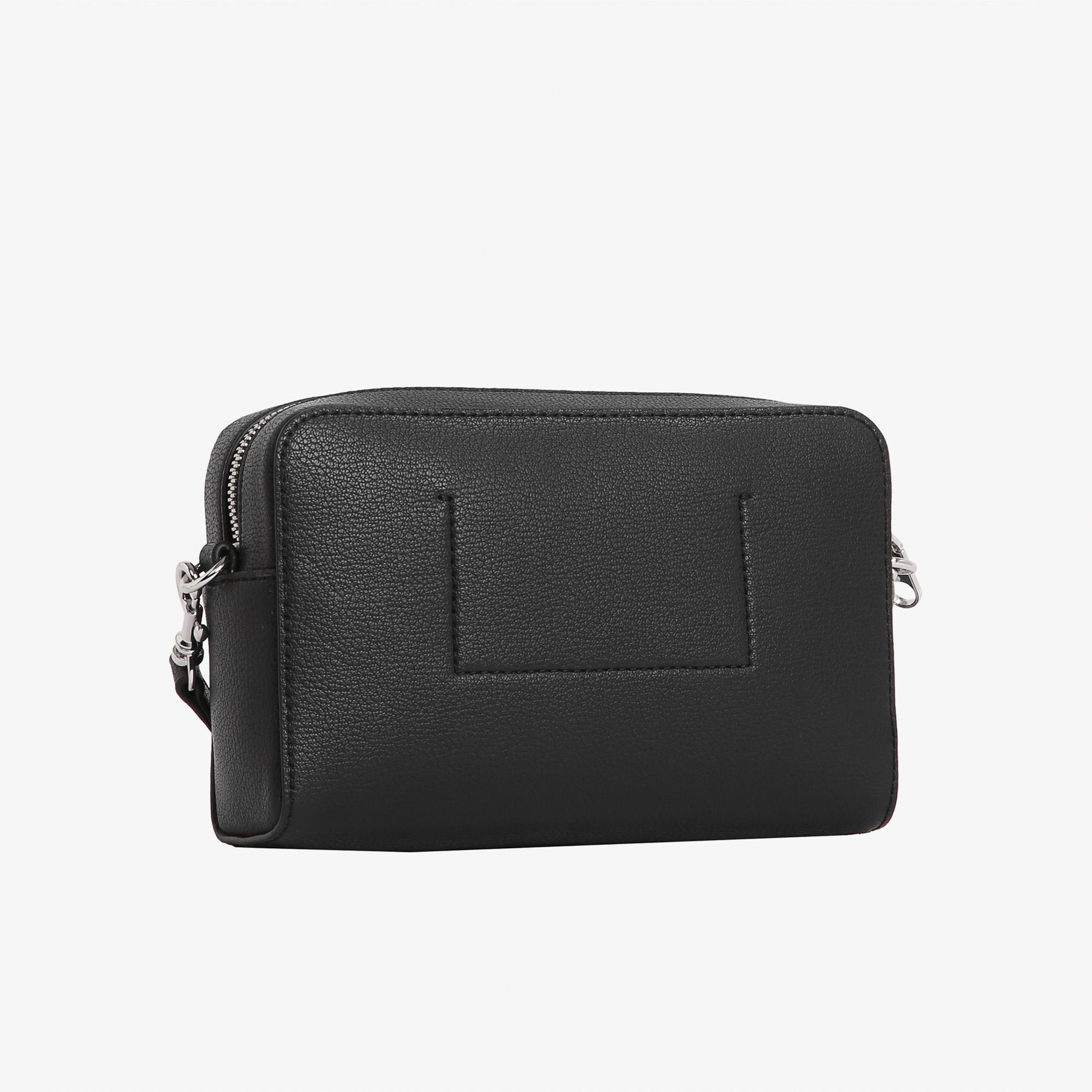 Calvin Klein Minimal Monogram Camera 20 Kadın Siyah El Çantası