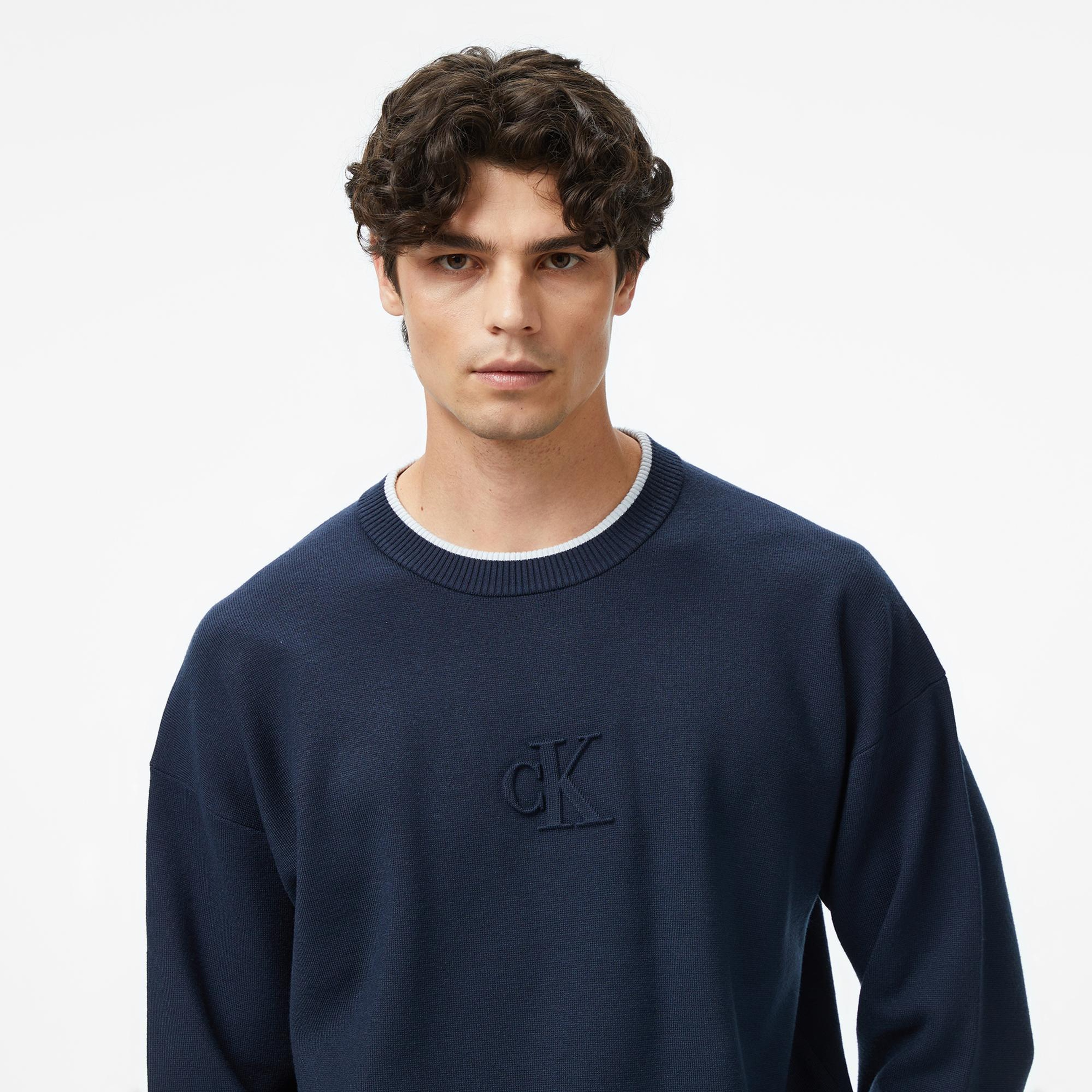 Calvin Klein Embossed Logo Erkek Lacivert Triko