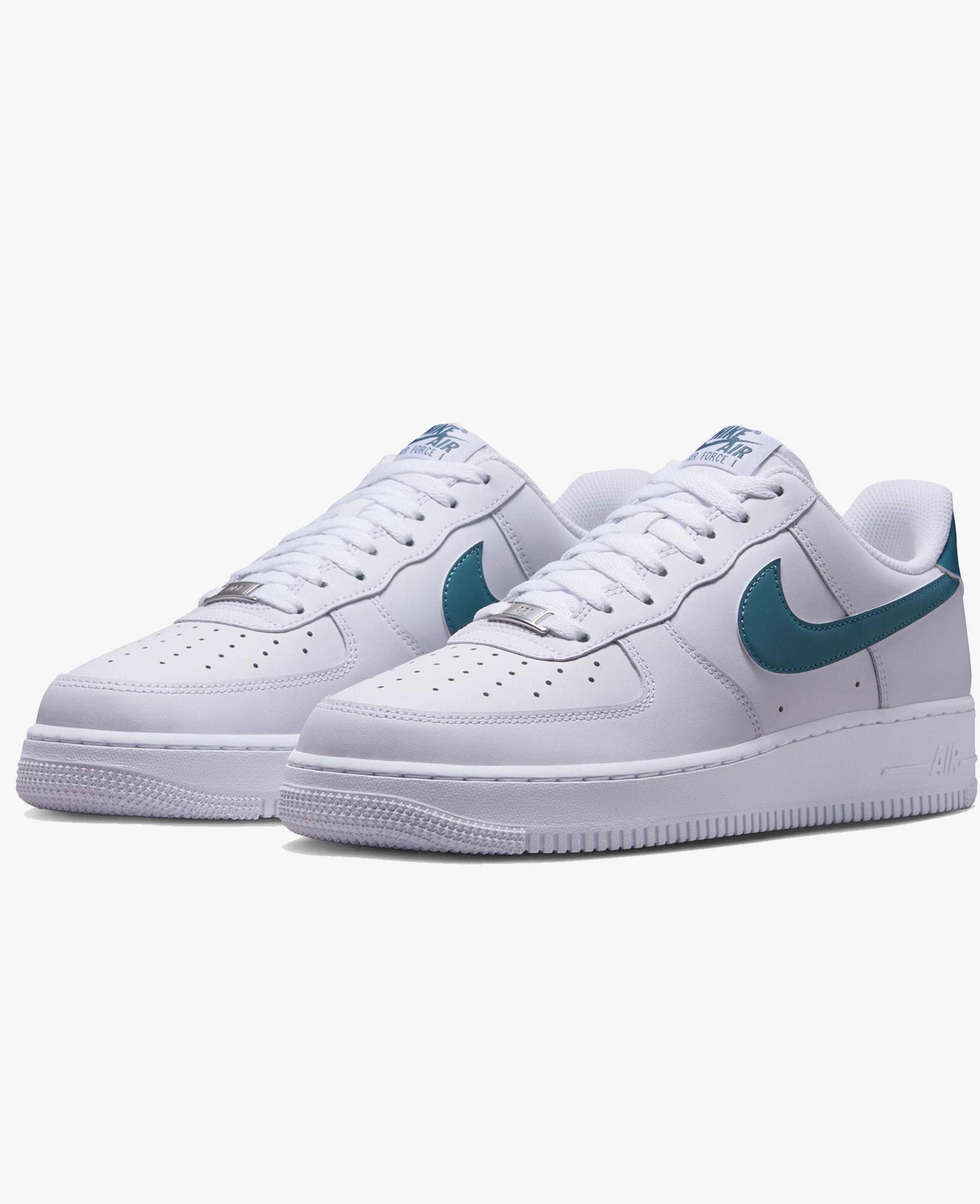 Nike Air Force 1 '07 Erkek Beyaz Spor Ayakkabı
