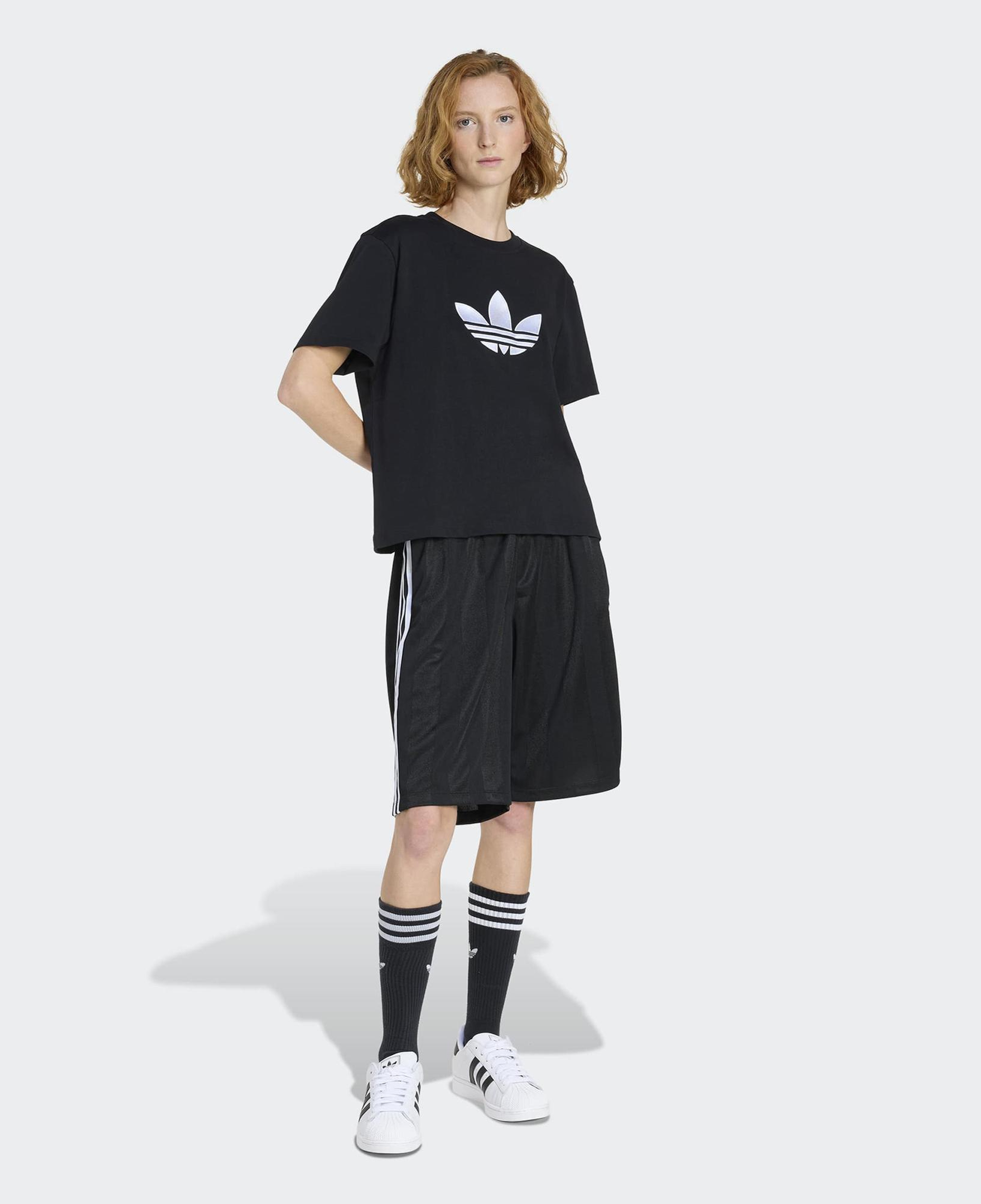 adidas Trefoil Boxy Kadın Siyah T-Shirt