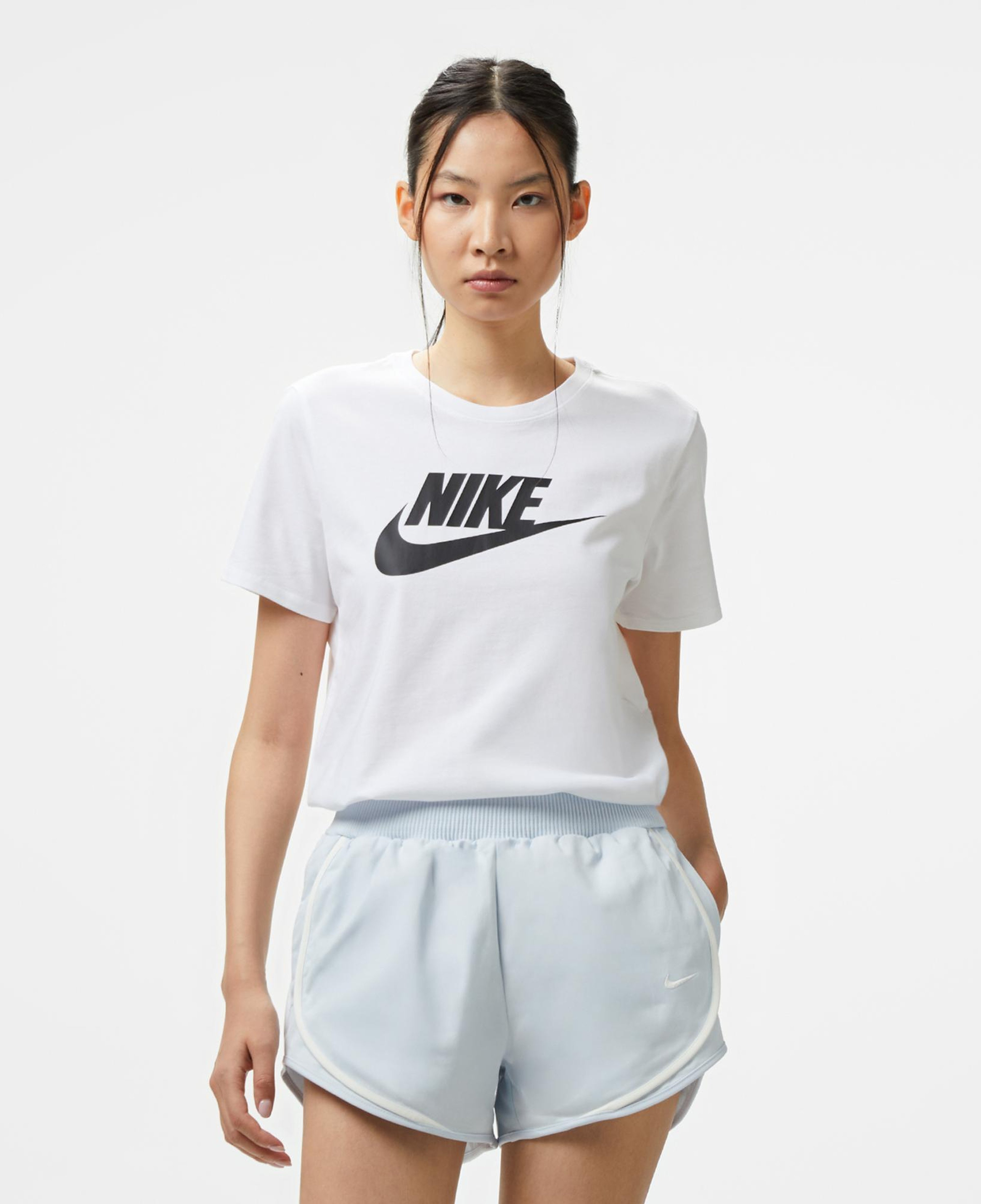 Nike Sportswear Essential Icon Futura Kadın Beyaz T-Shirt