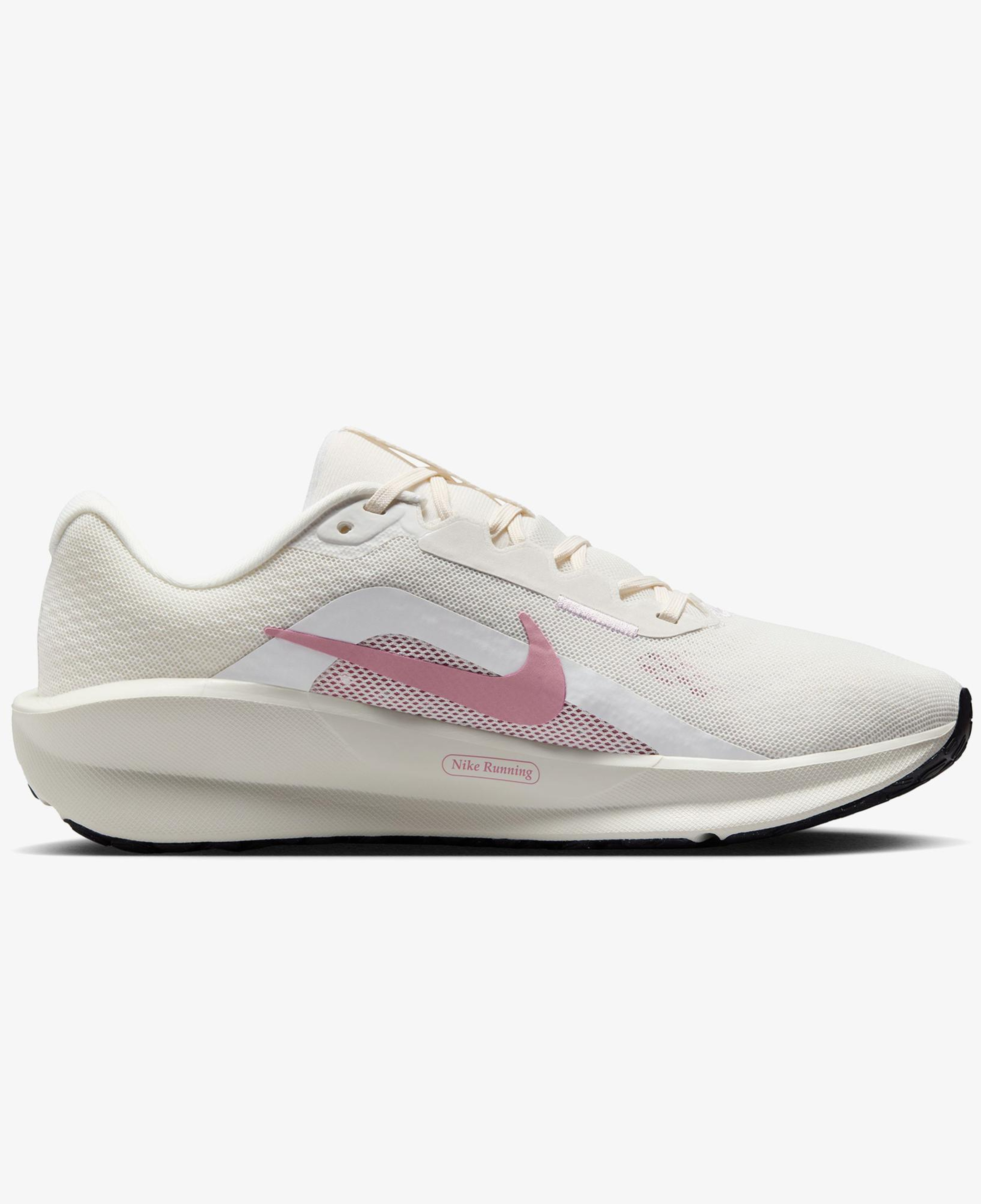 Nike Downshifter 13 Kadın Krem Rengi Koşu Ayakkabısı