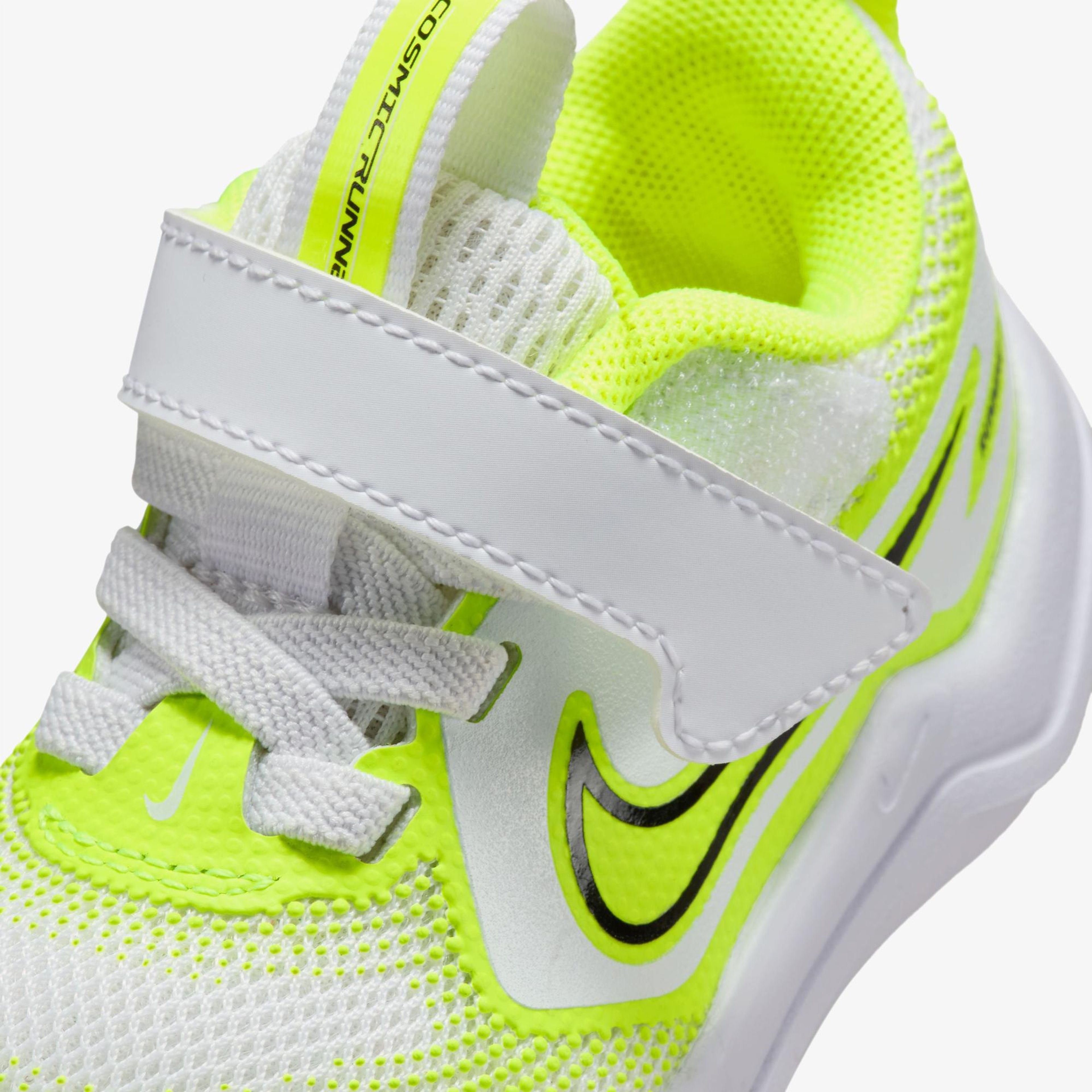 Nike Cosmic Runner Mystic Fly Çocuk Beyaz Spor Ayakkabı