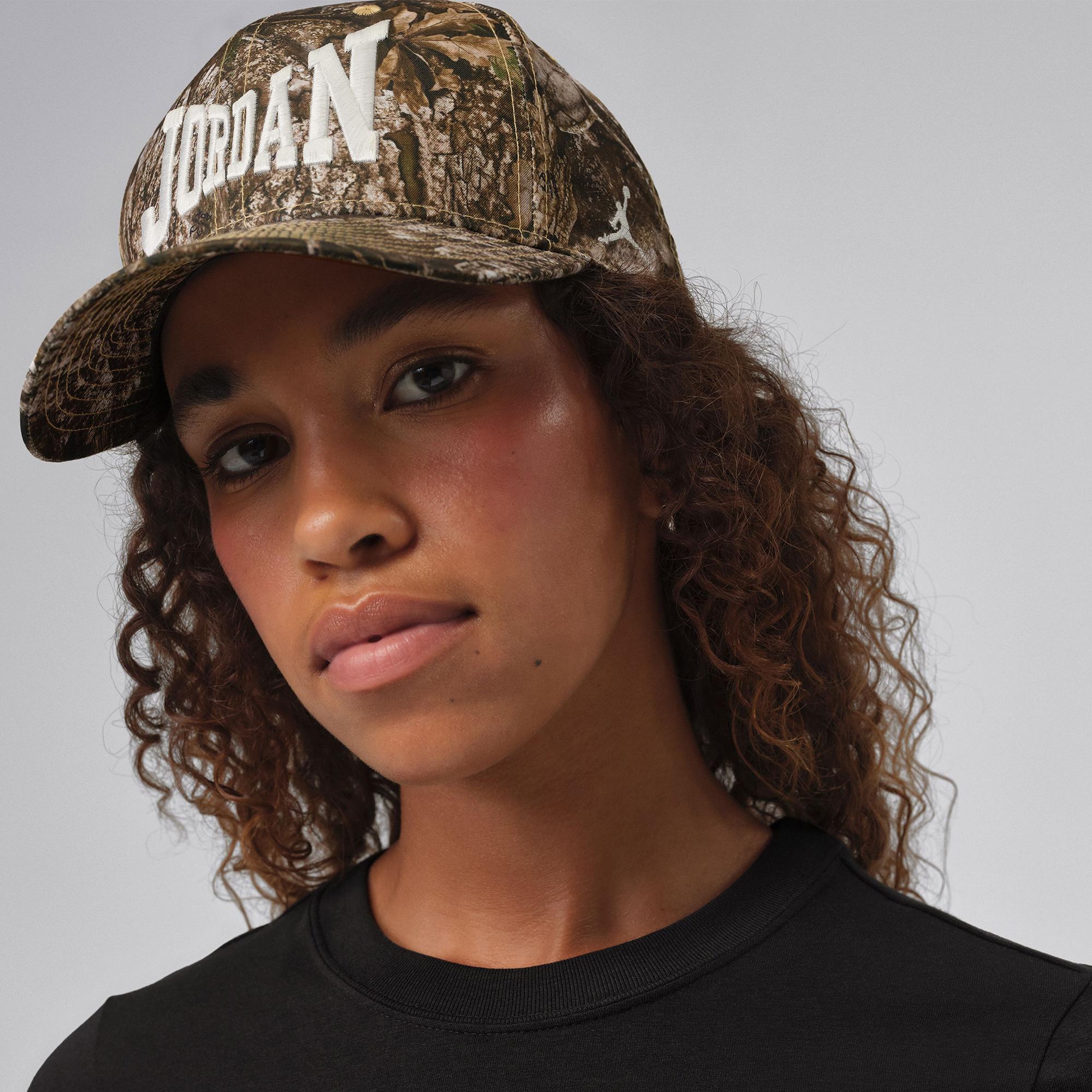 Jordan Essentials Kadın Siyah T-Shirt