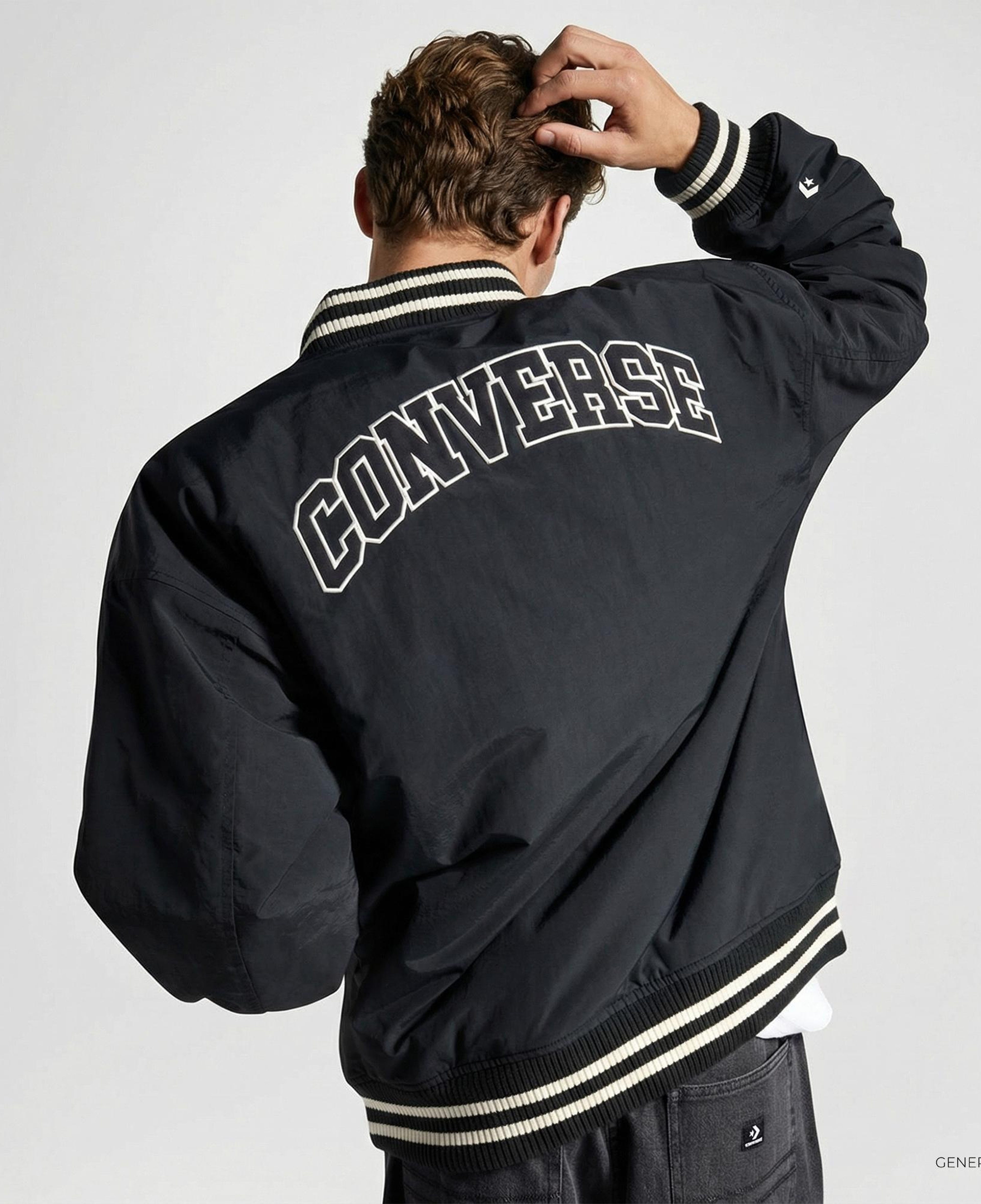 Converse Varsity Graphic Bomber Erkek Siyah Ceket