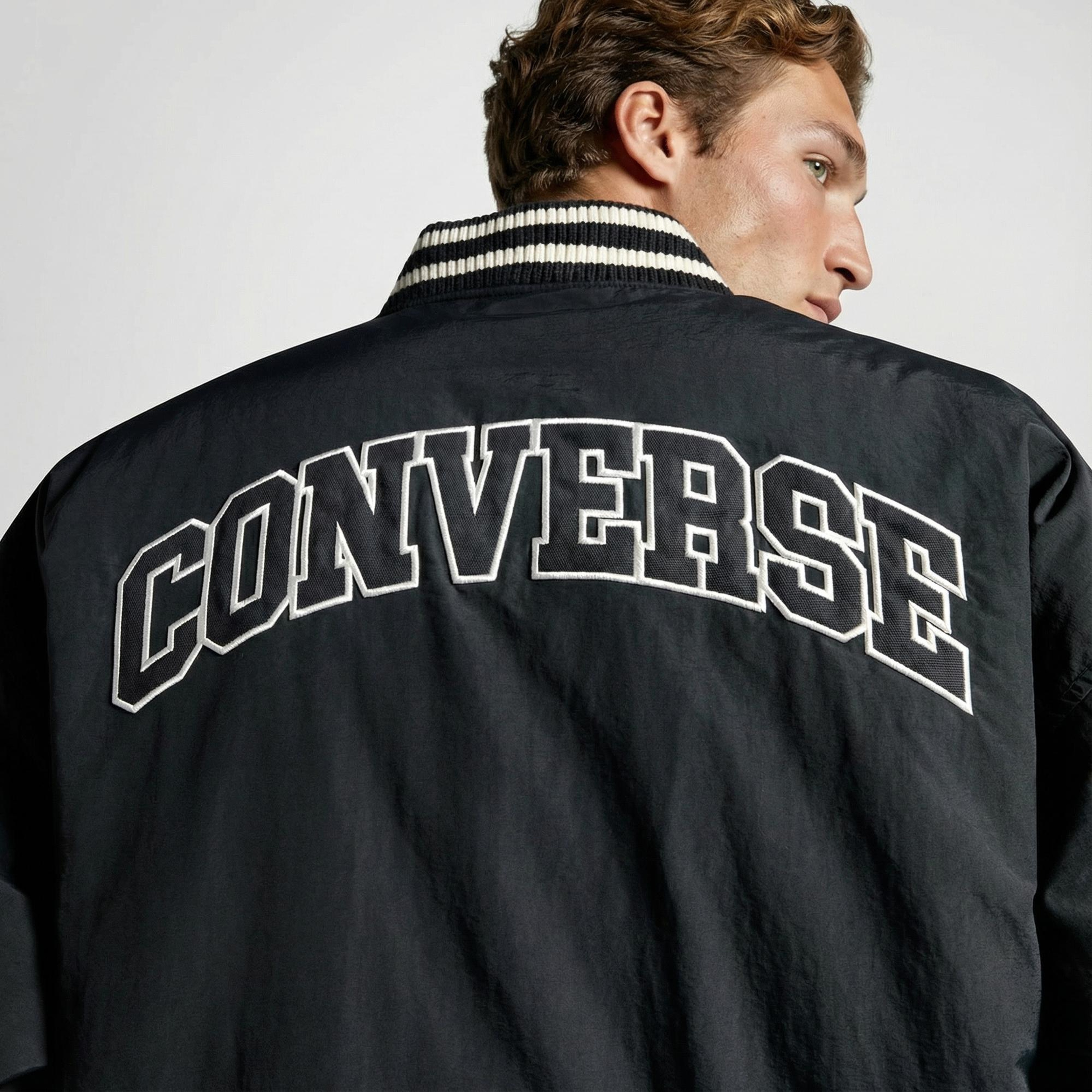Converse Varsity Graphic Bomber Erkek Siyah Ceket