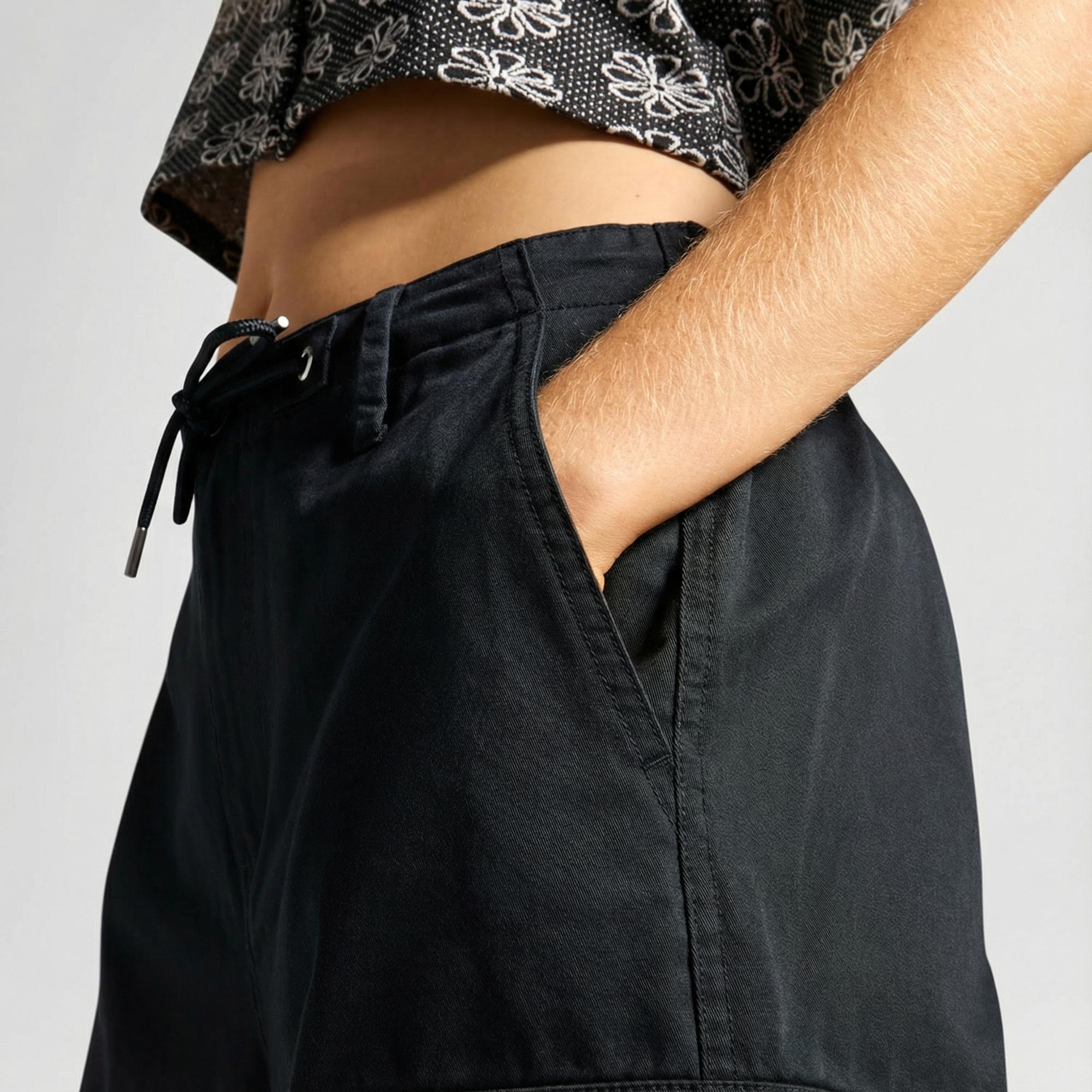 Converse Cargo Kadın Siyah Pantolon