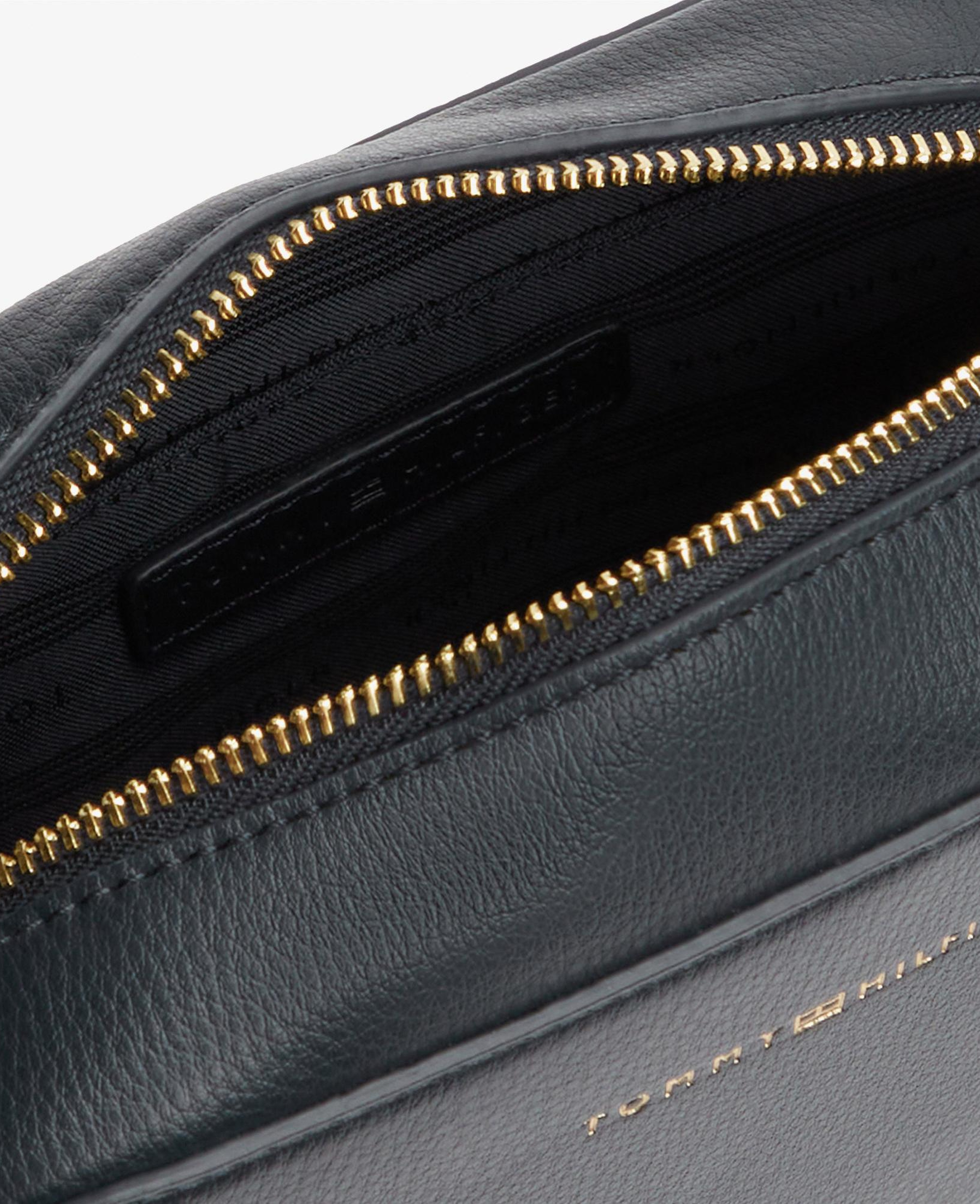 Tommy Hilfiger Logo Kadın Lacivert Çapraz Çanta