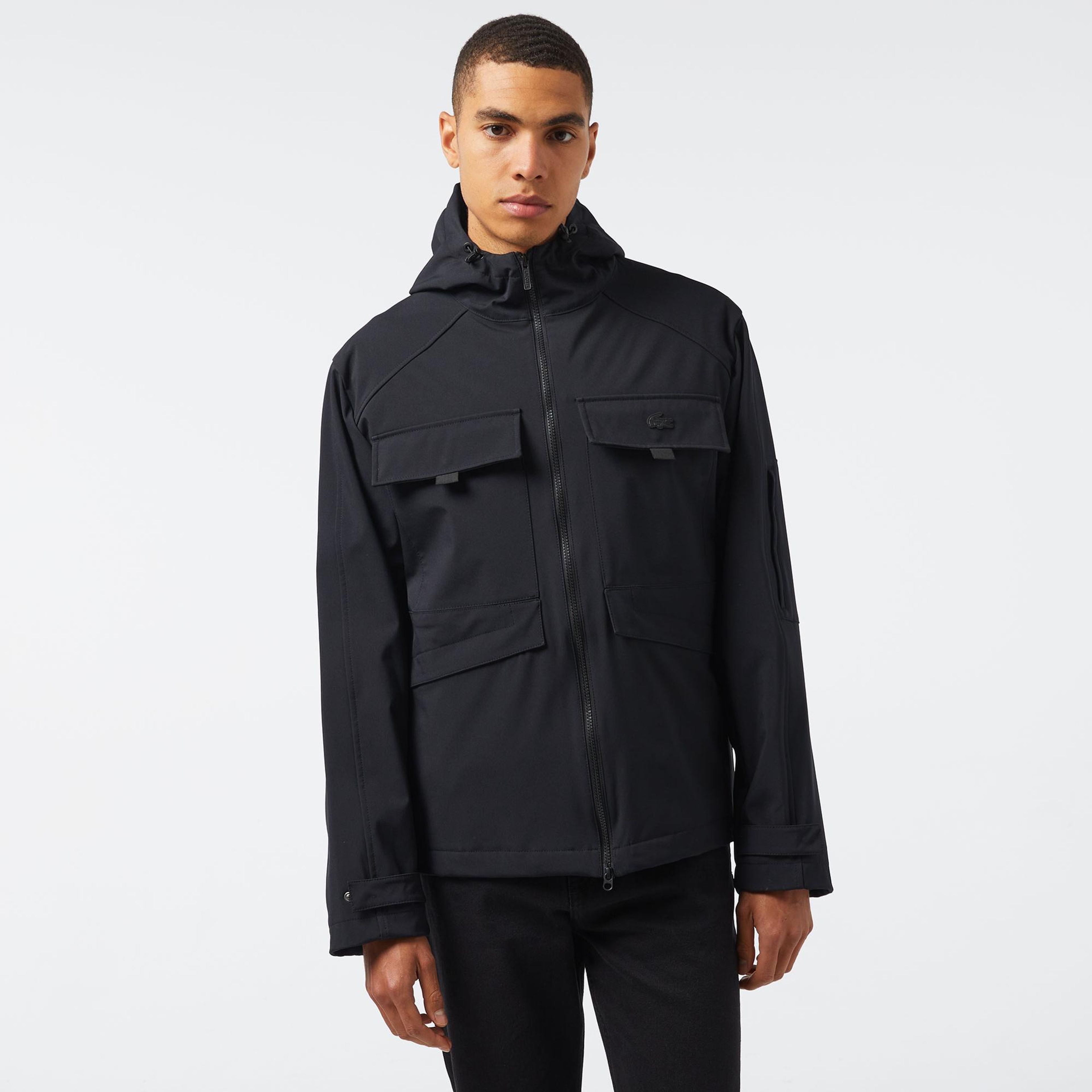 Lacoste Erkek Relaxed Fit Kapüşonlu Baskılı Siyah Yağmurluk