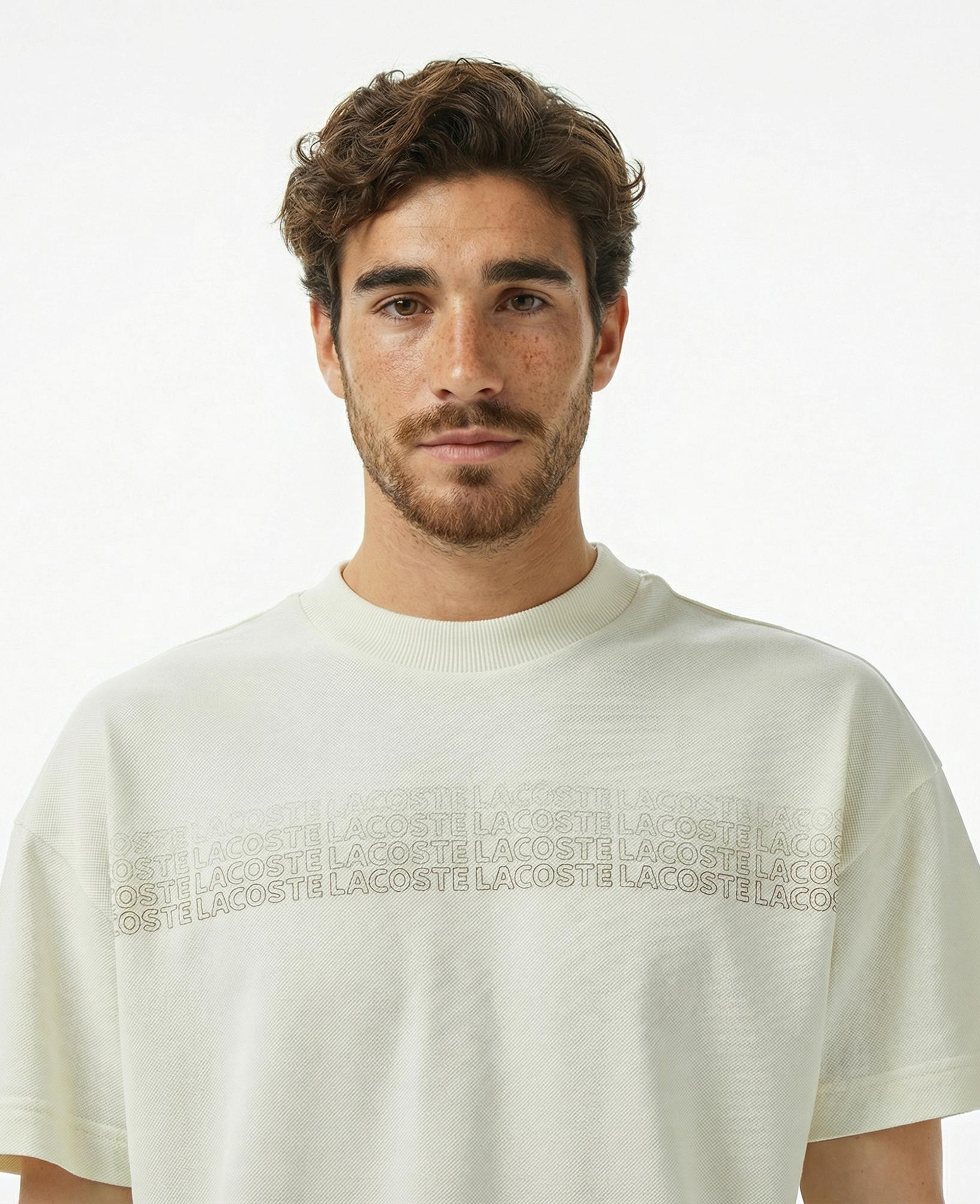 Lacoste Erkek Oversize Fit Bisiklet Yaka Baskılı Beyaz T-Shirt