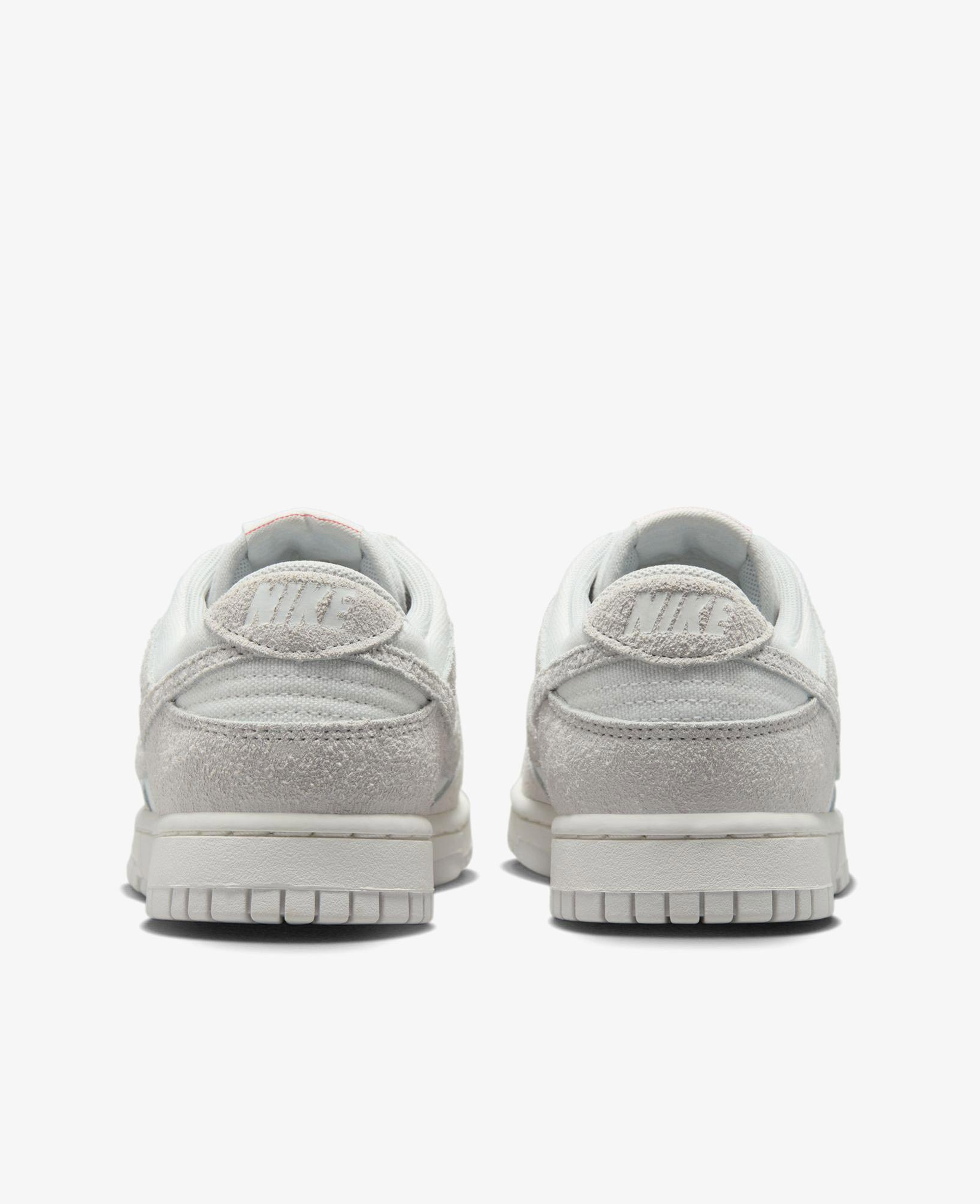 Nike Dunk Low Kadın Beyaz Spor Ayakkabı