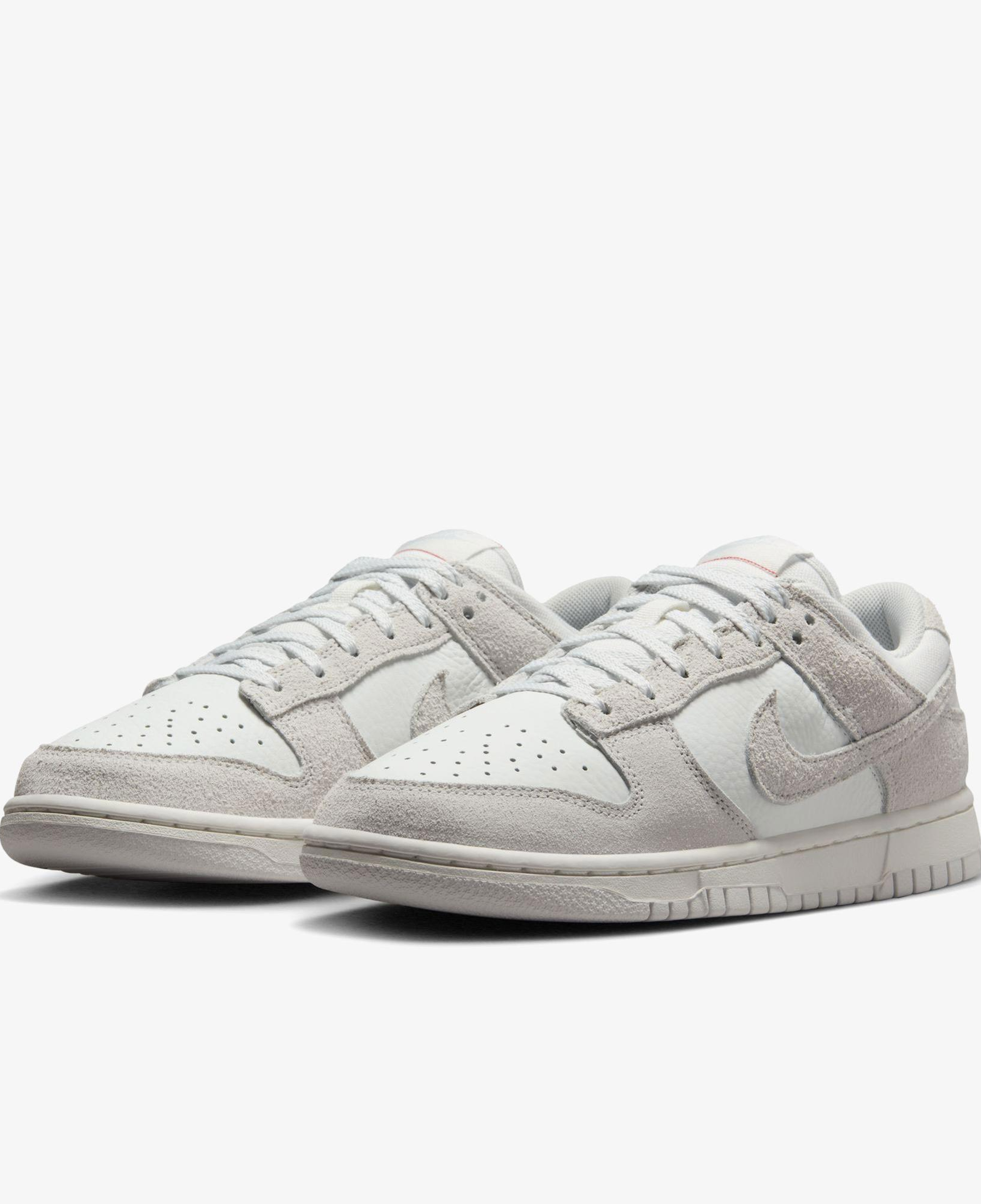 Nike Dunk Low Kadın Beyaz Spor Ayakkabı