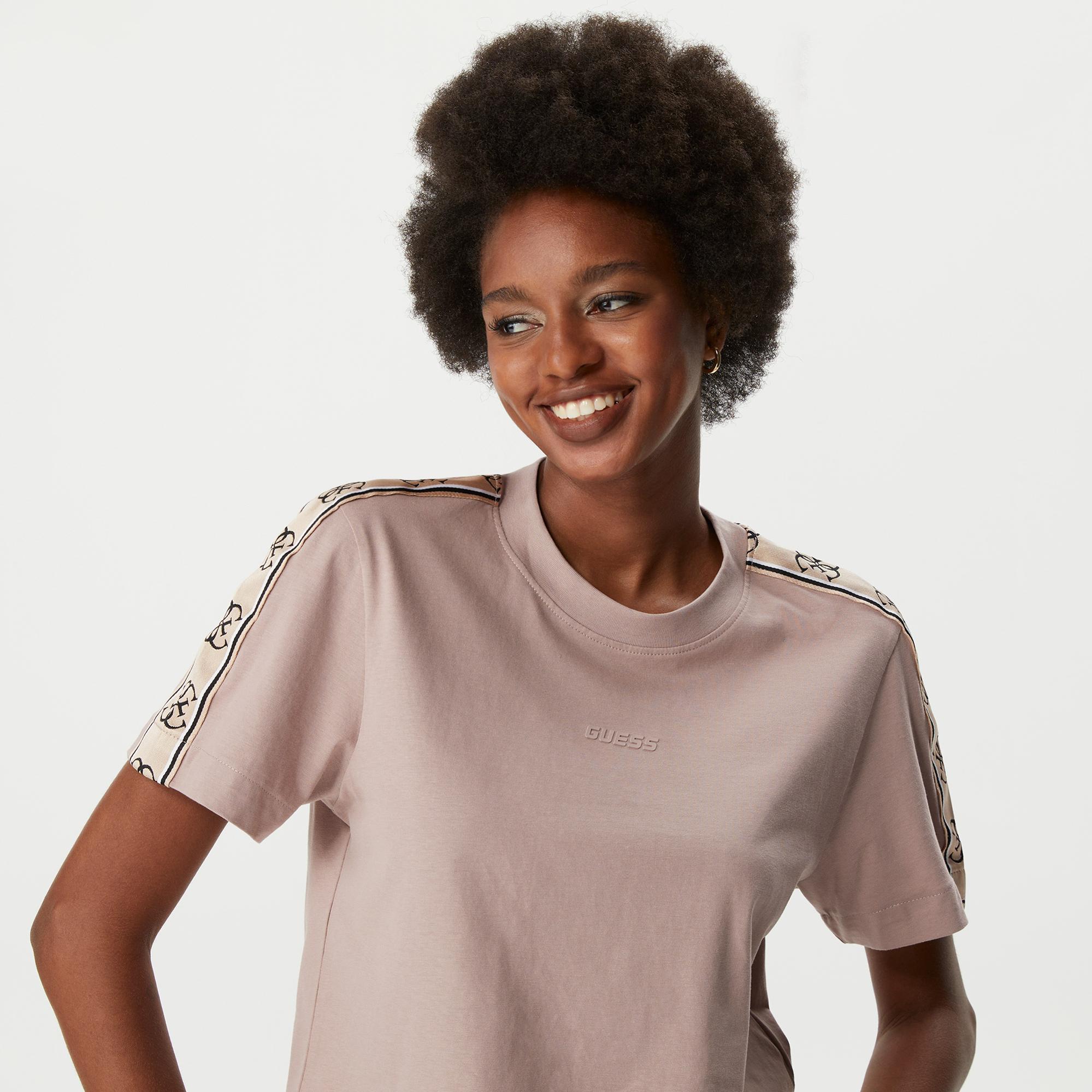 Guess Britney Kadın Pembe Crop T-Shirt