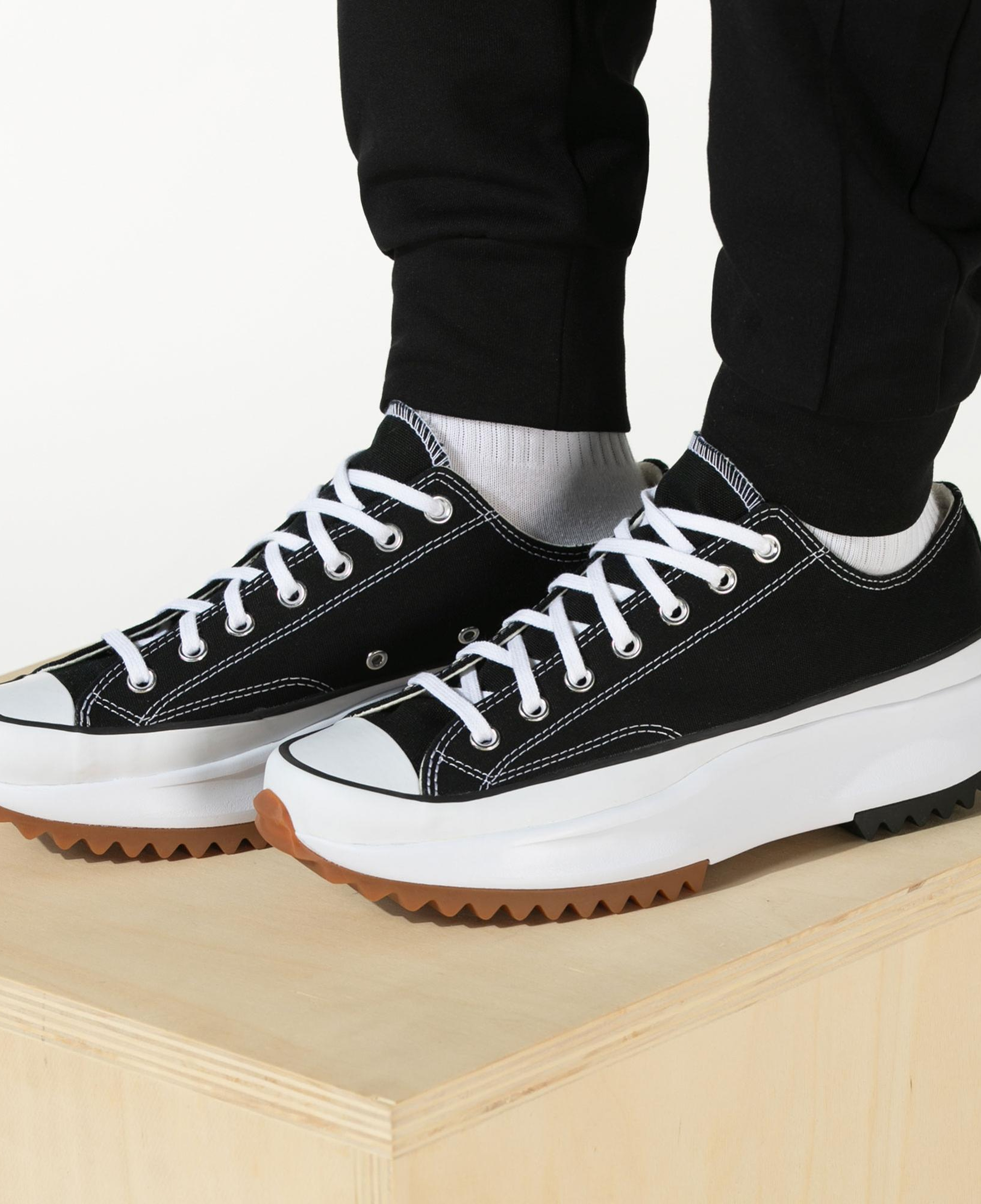 Converse Run Star Hike Unisex Siyah Platform Sneaker