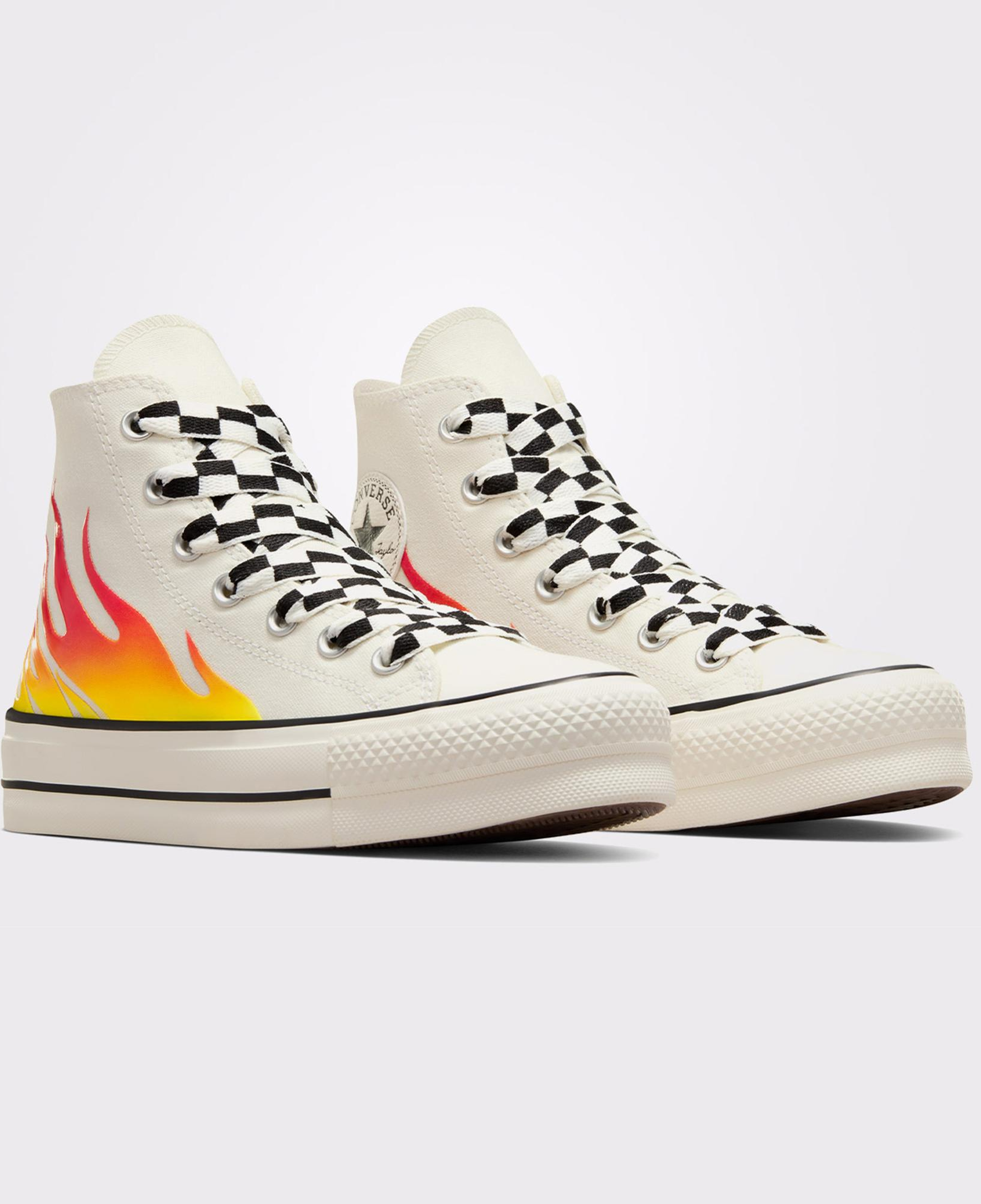 Converse Chuck Taylor All Star Lift Kadın Krem Platform Sneaker