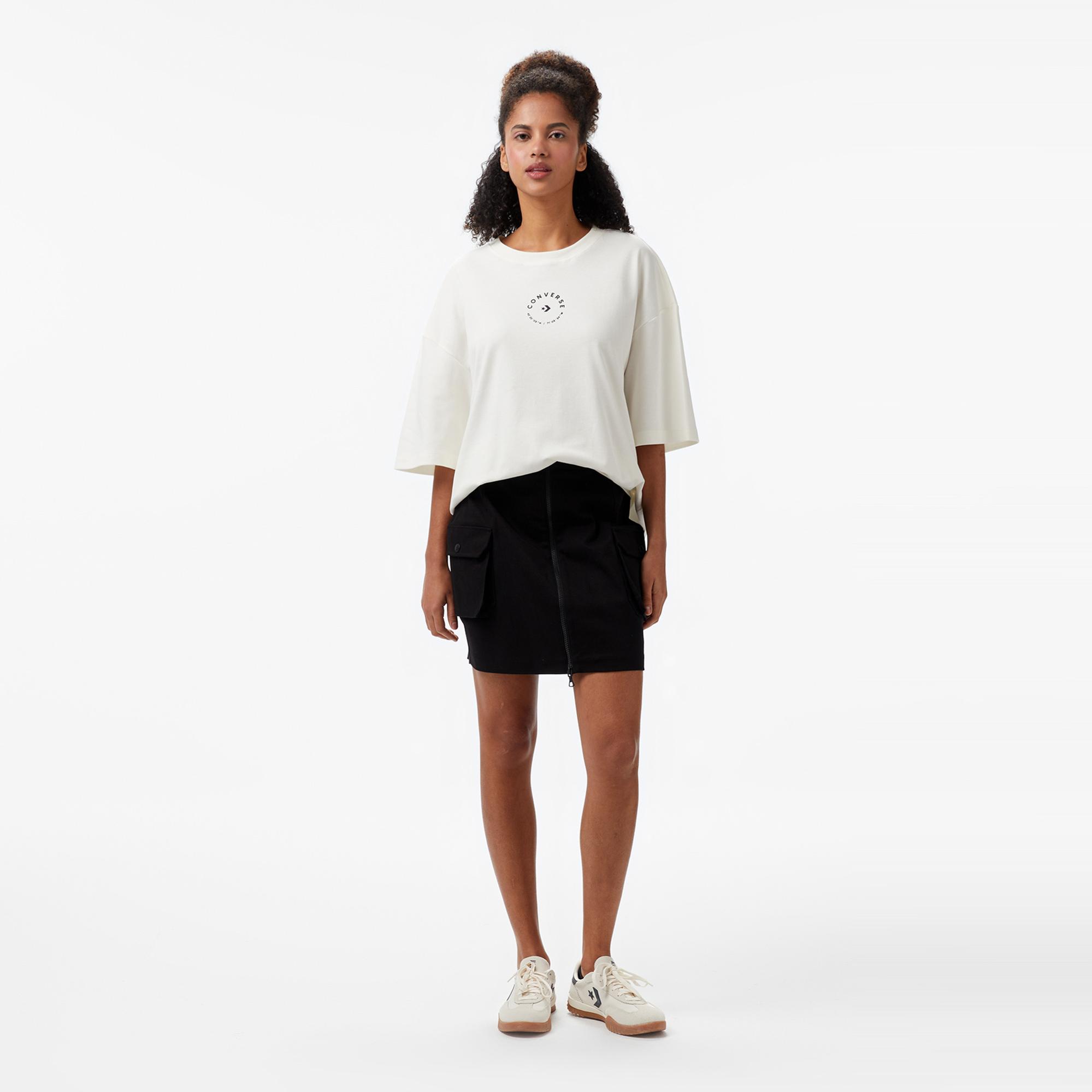 Converse Star Chevron Baskılı Oversize Fit Kadın Beyaz T-Shirt