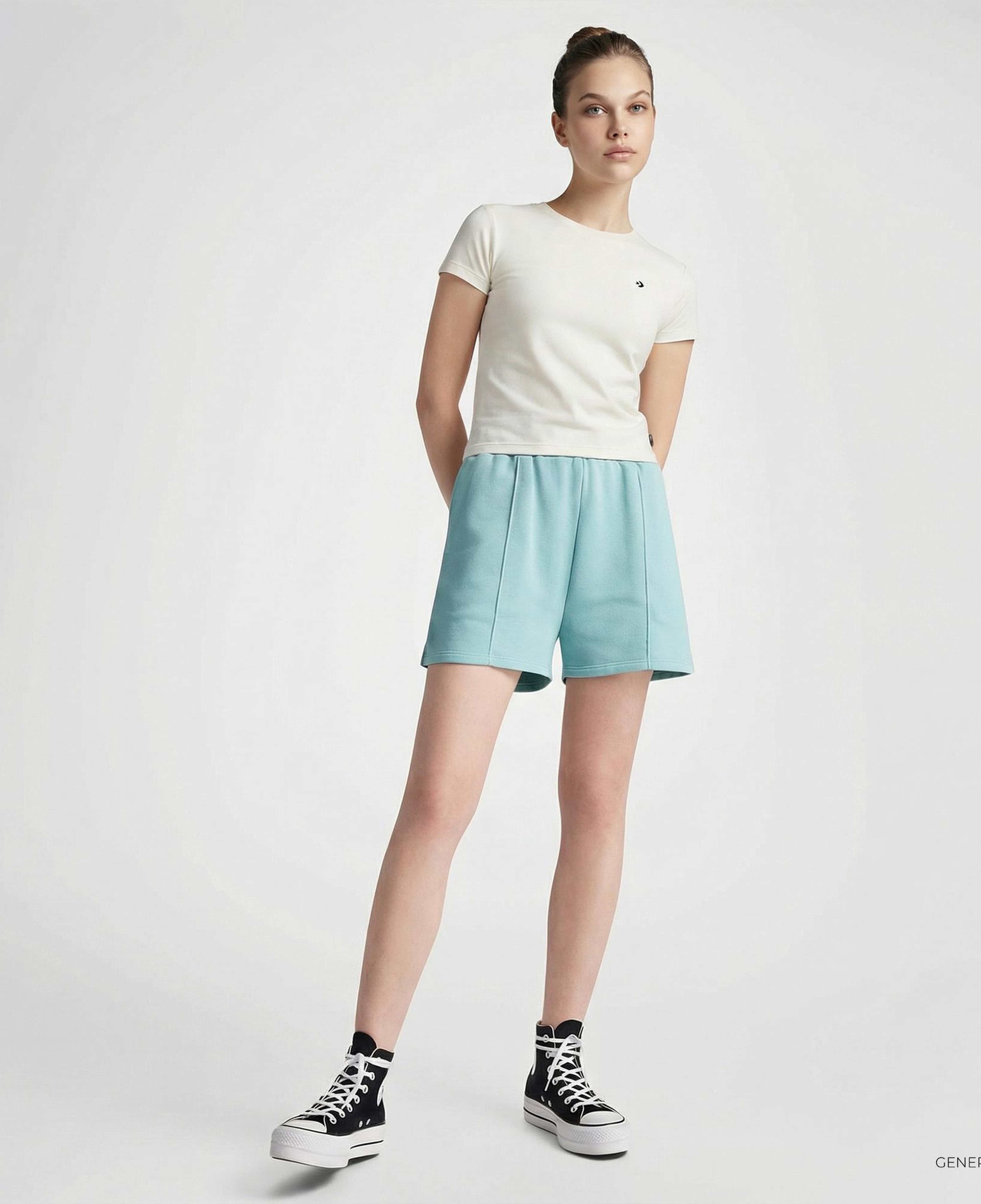 Converse Kadın Star Chevron Açık Mavi Şort