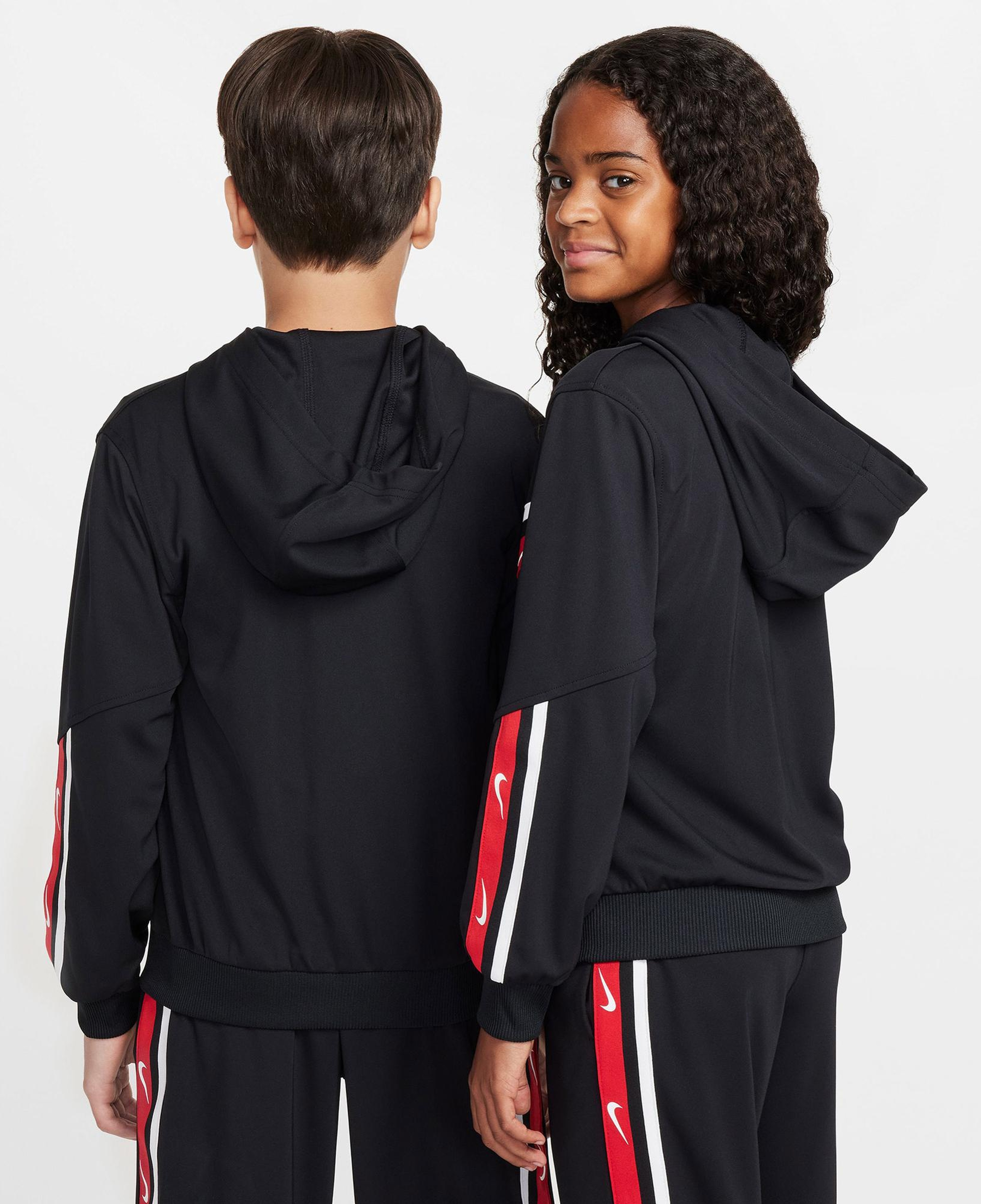 Nike Sportswear Club+ Çocuk Siyah Sweatshirt