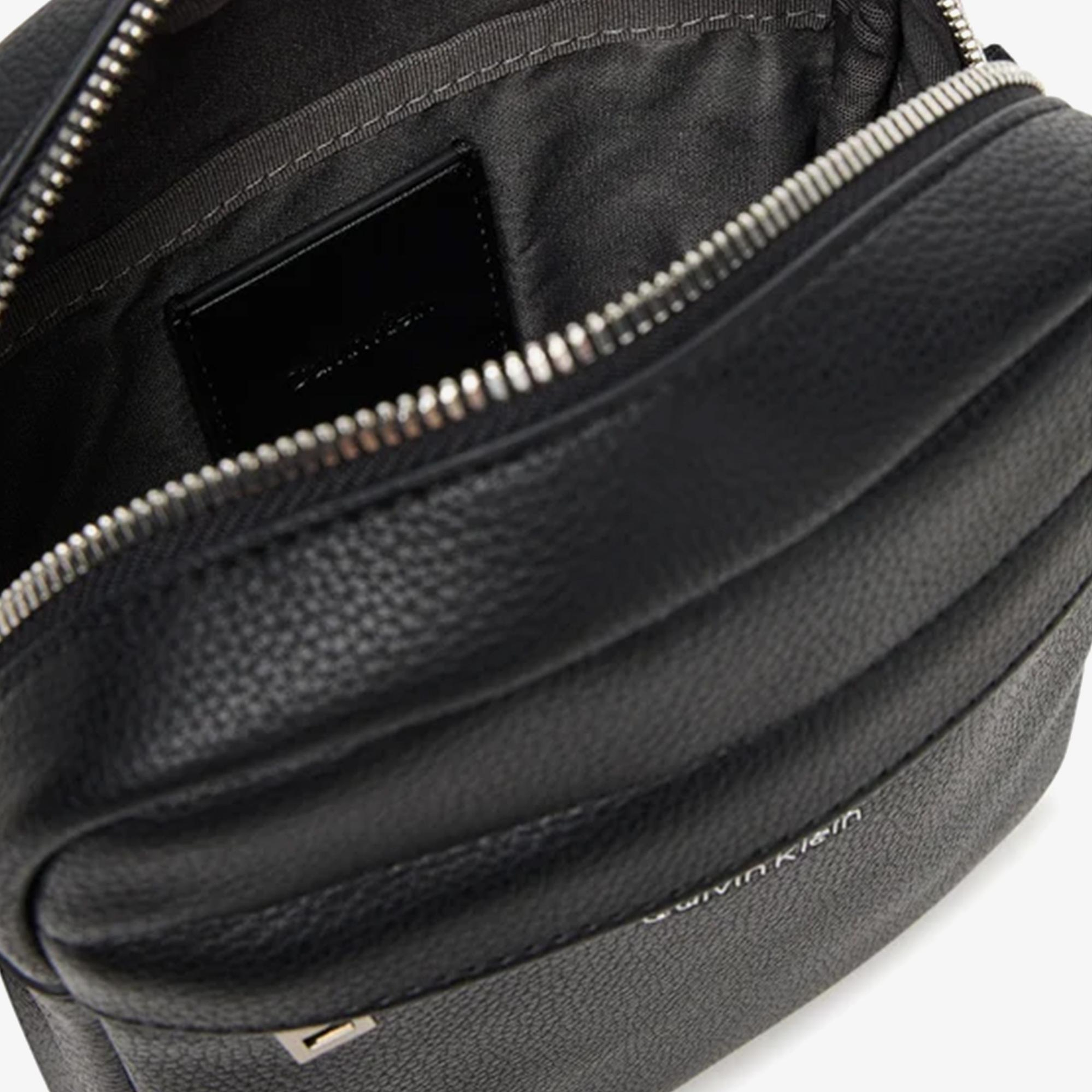 Calvin Klein Raised Reporter Erkek Siyah El Çantası