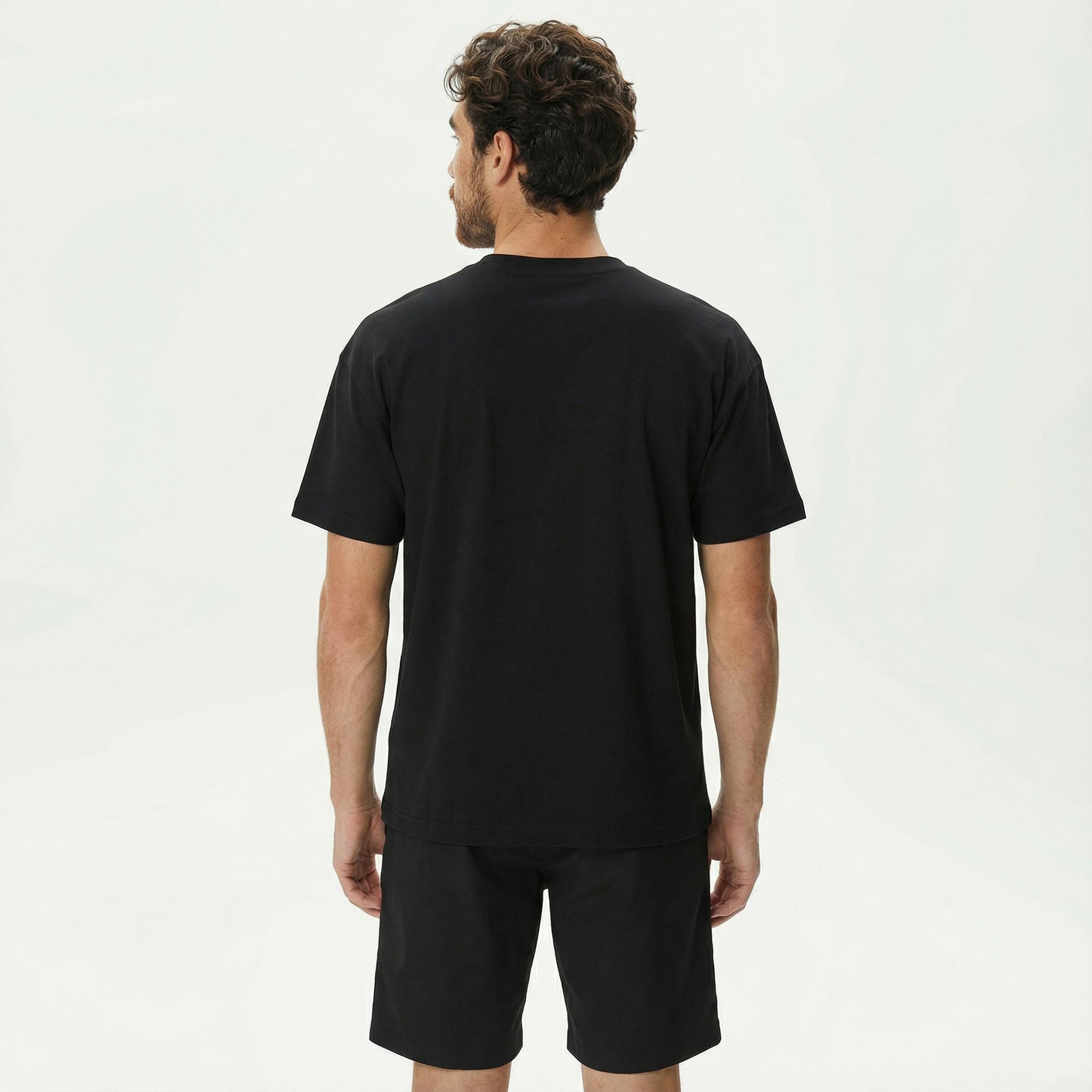 Lacoste Erkek Relaxed Fit Bisiklet Yaka Baskılı Siyah T-Shirt
