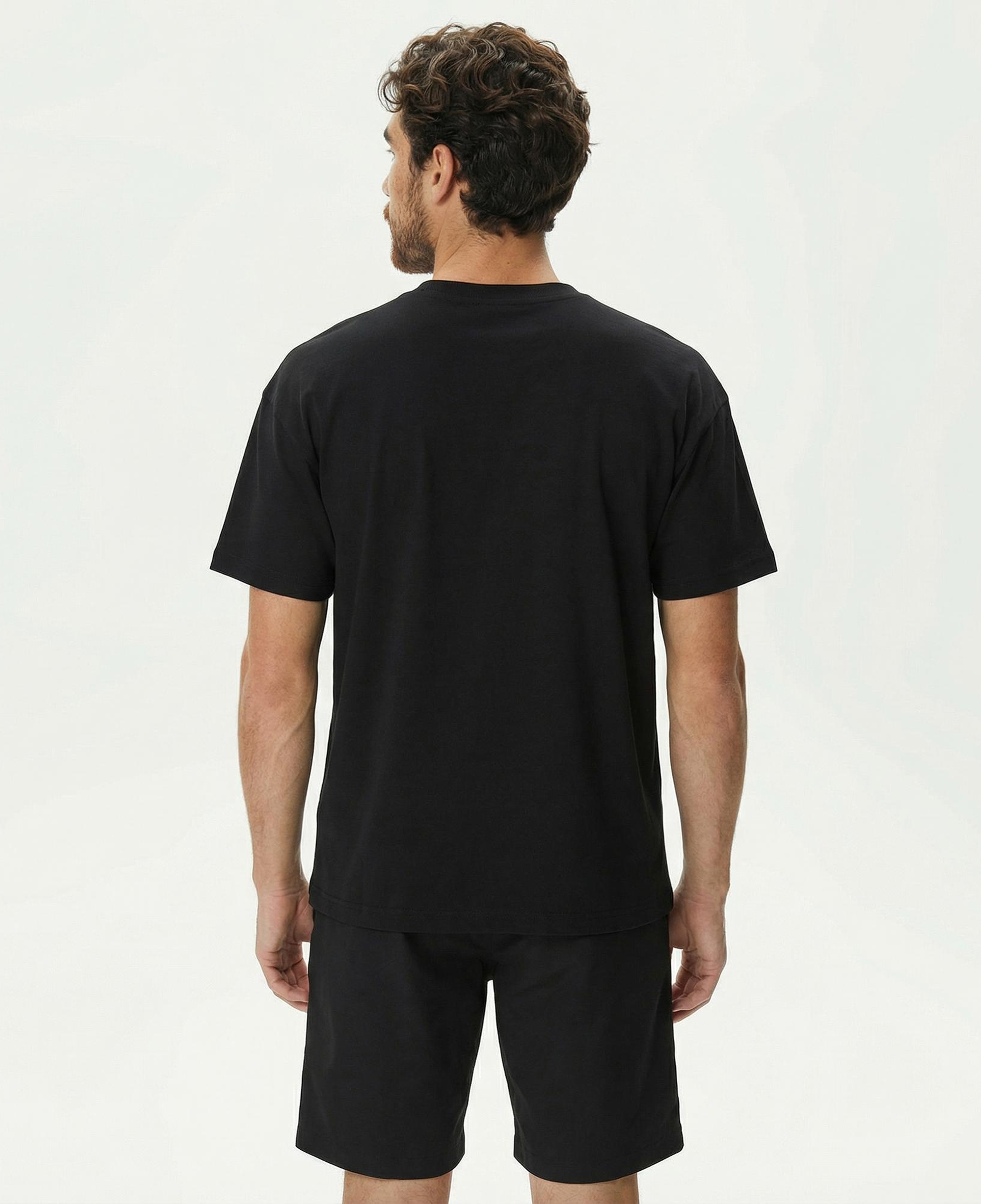 Lacoste Erkek Relaxed Fit Bisiklet Yaka Baskılı Siyah T-Shirt