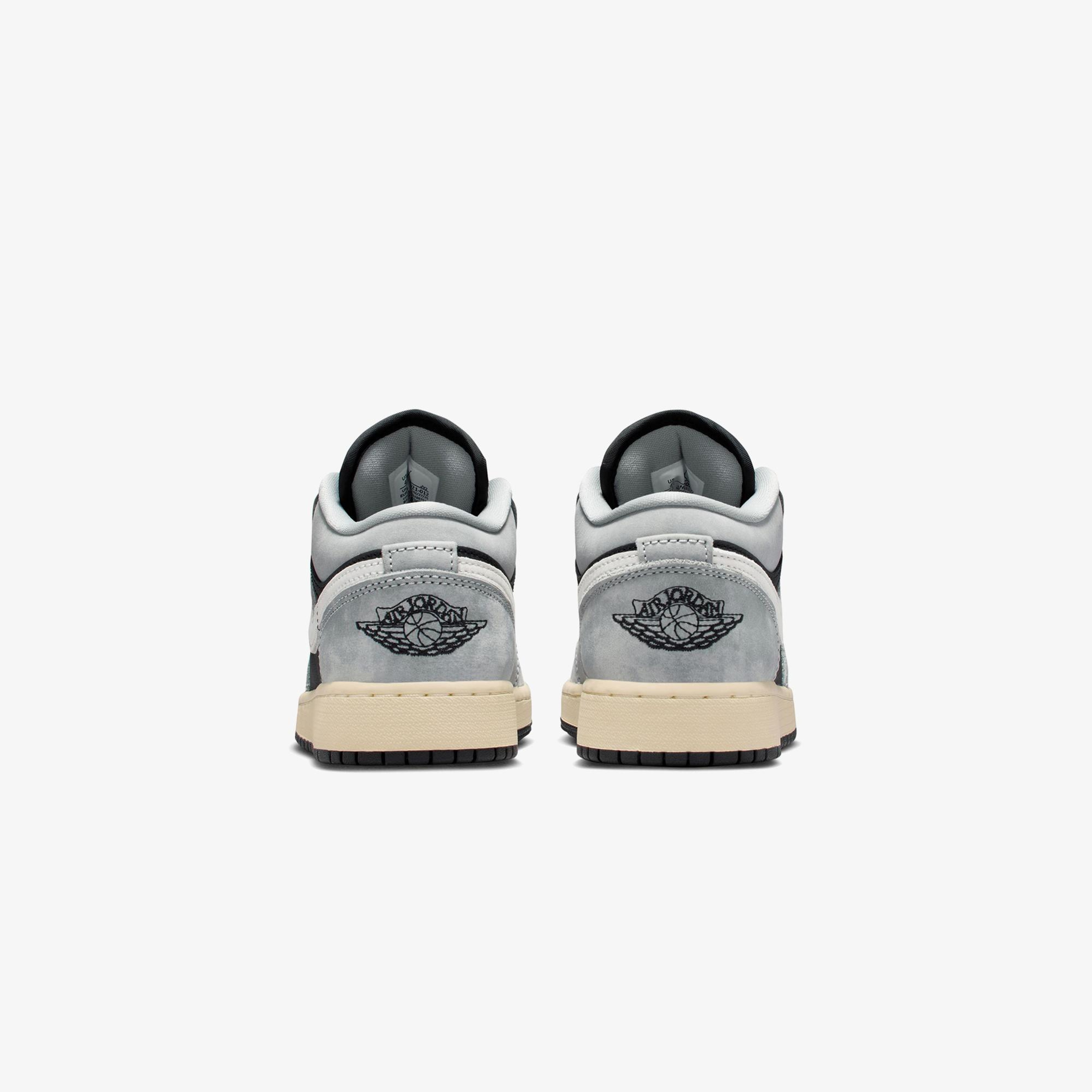 Jordan Air 1 Low SE Gri Spor Ayakkabı