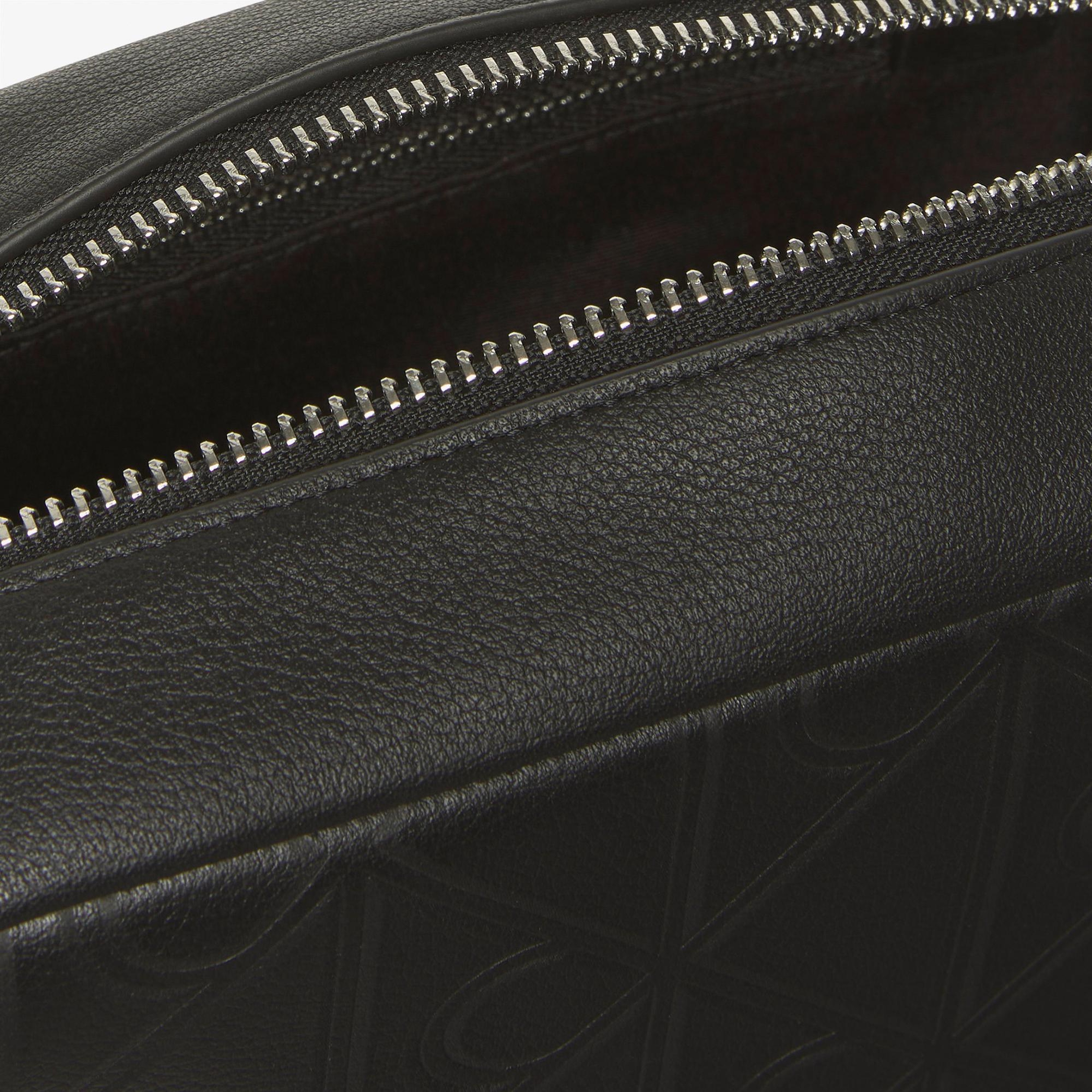 Calvin Klein Xl Emblem Dopp Kit Erkek Siyah El Çantası