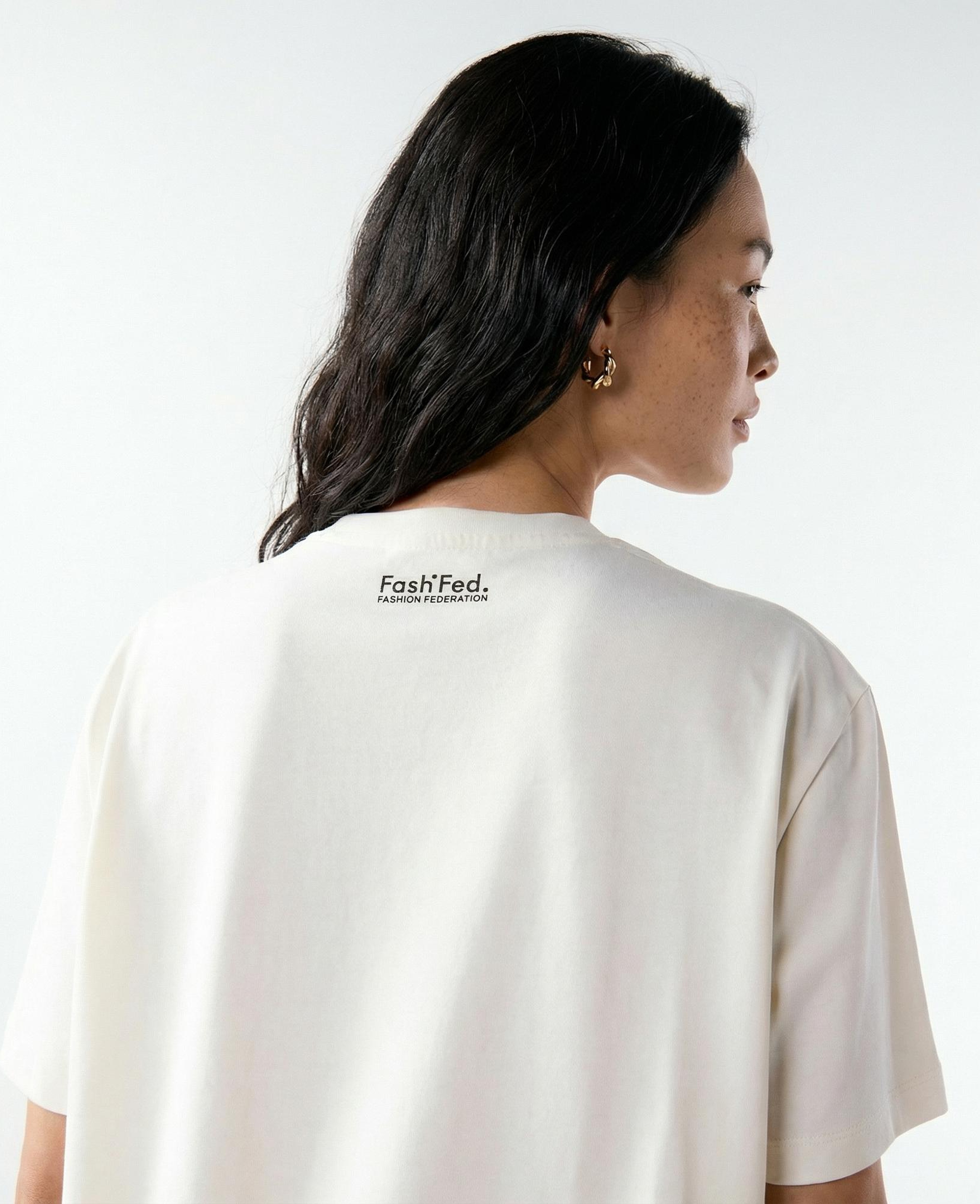 FashFed Unisex Bej T-Shirt