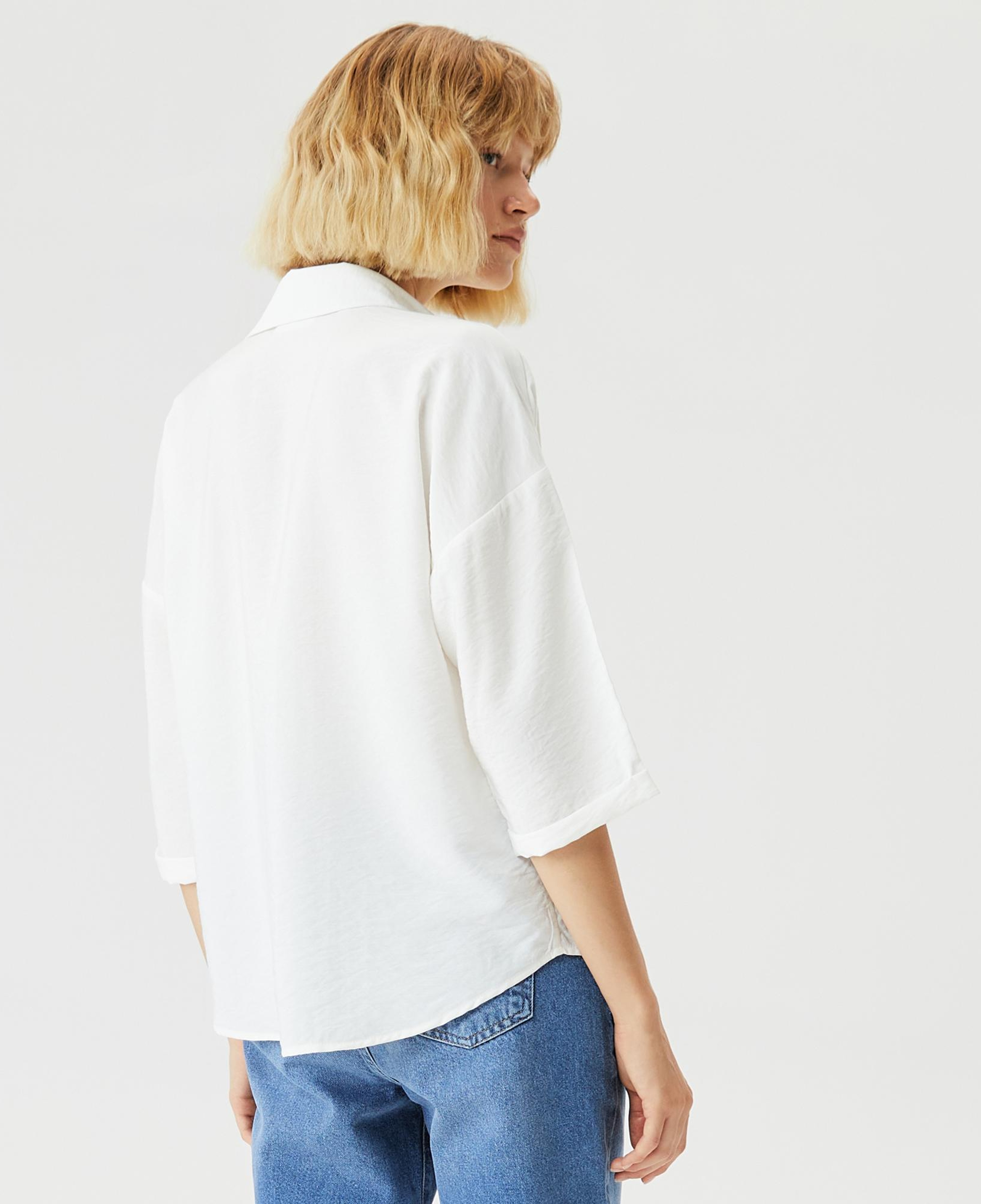 Lacoste Kadın Regular Fit Truvakar Kollu V Yaka Beyaz Bluz