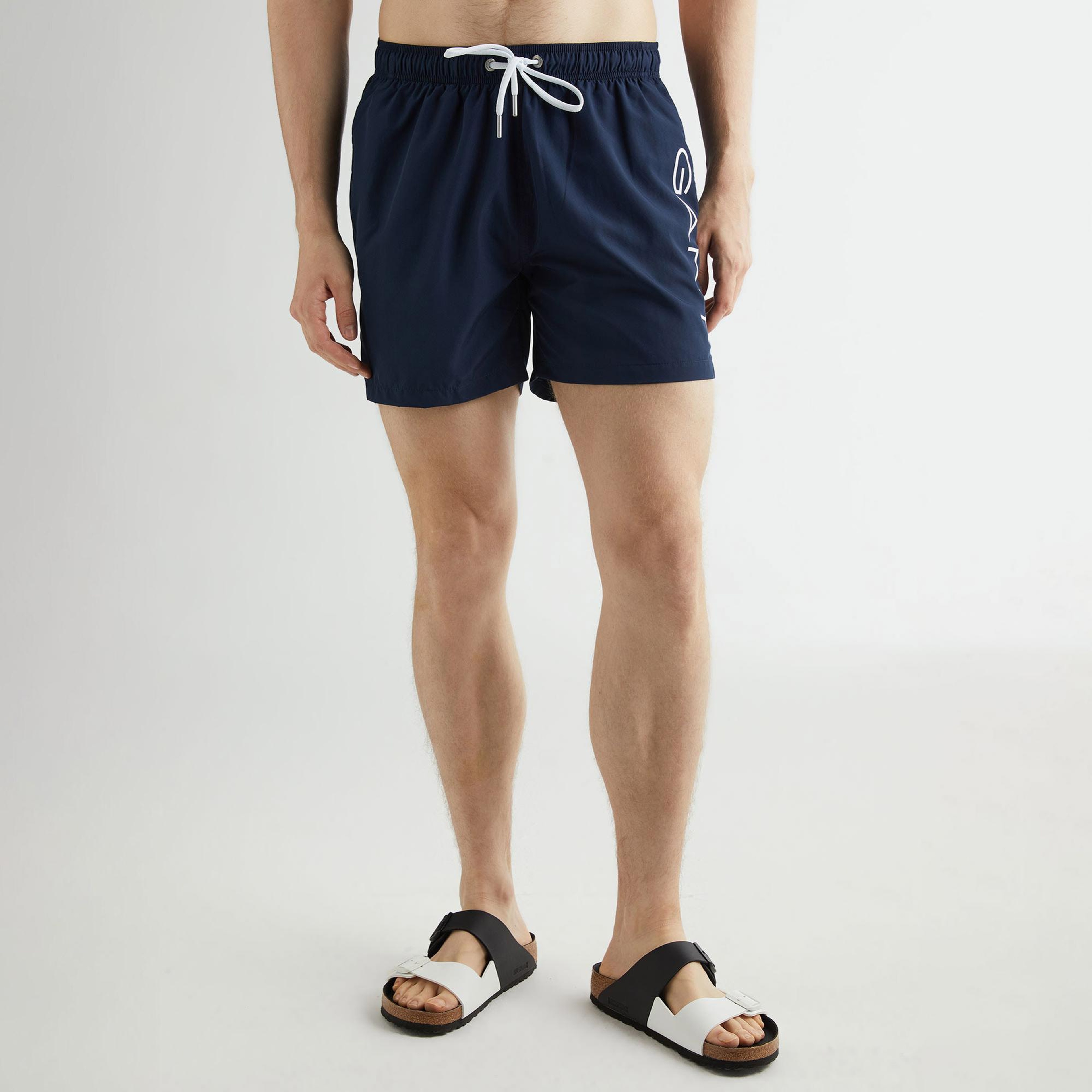 GANT Erkek Lacivert Regular Fit Logolu Mayo Şort