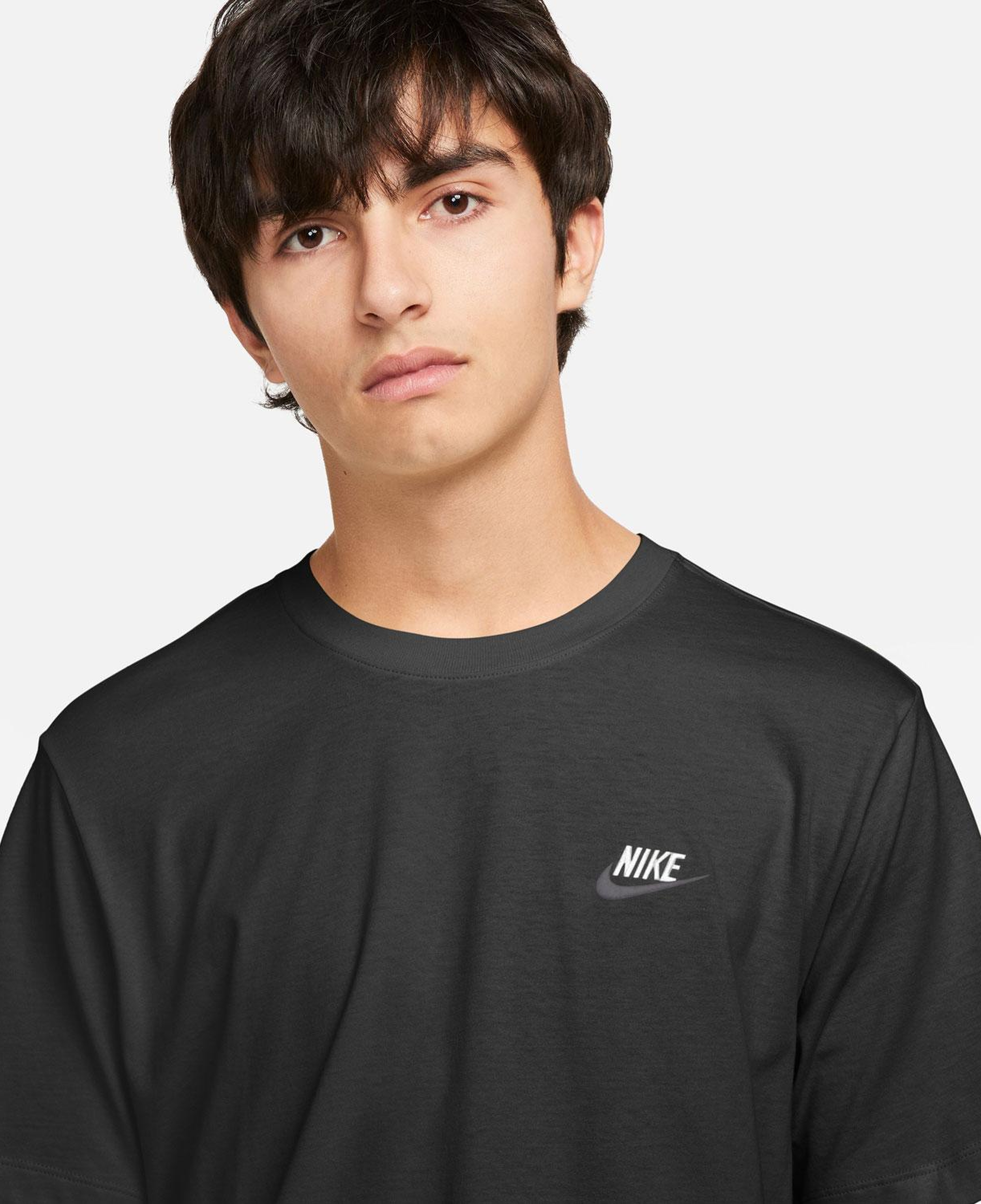 Nike Sportswear Club Erkek Siyah T-Shirt