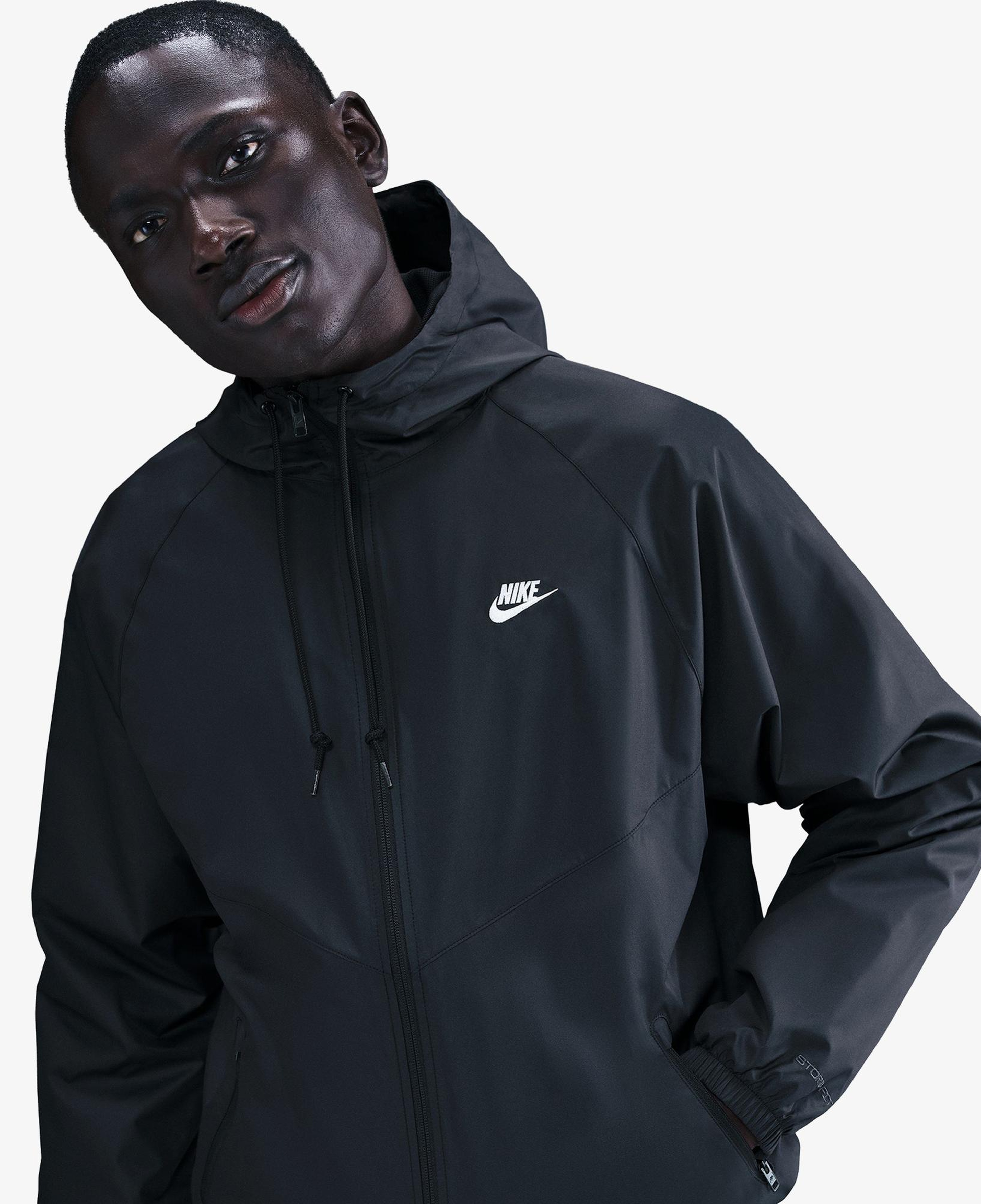 Nike Windrunner Erkek Siyah Ceket