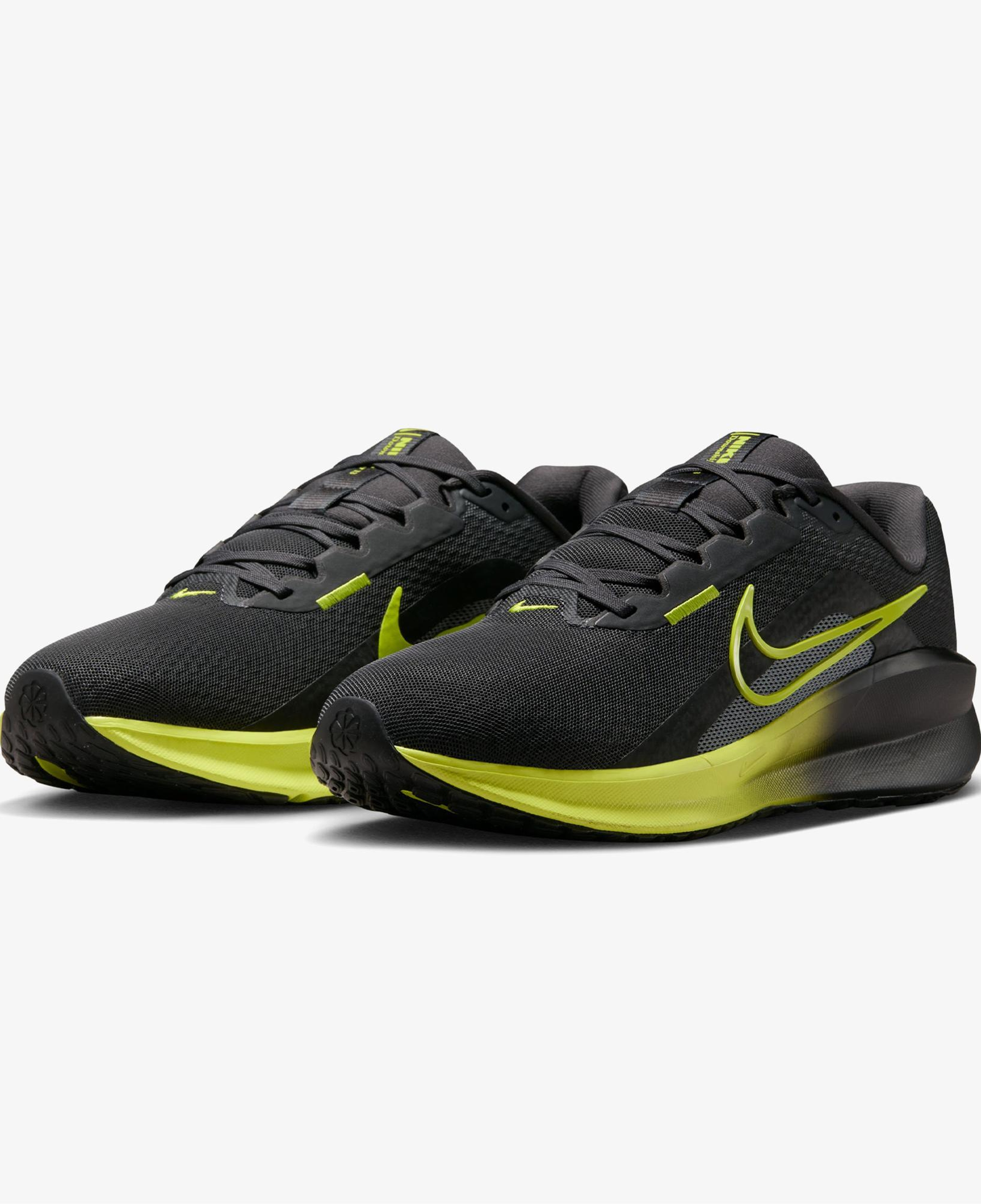 Nike Downshifter 13 Erkek Siyah Koşu Ayakkabısı