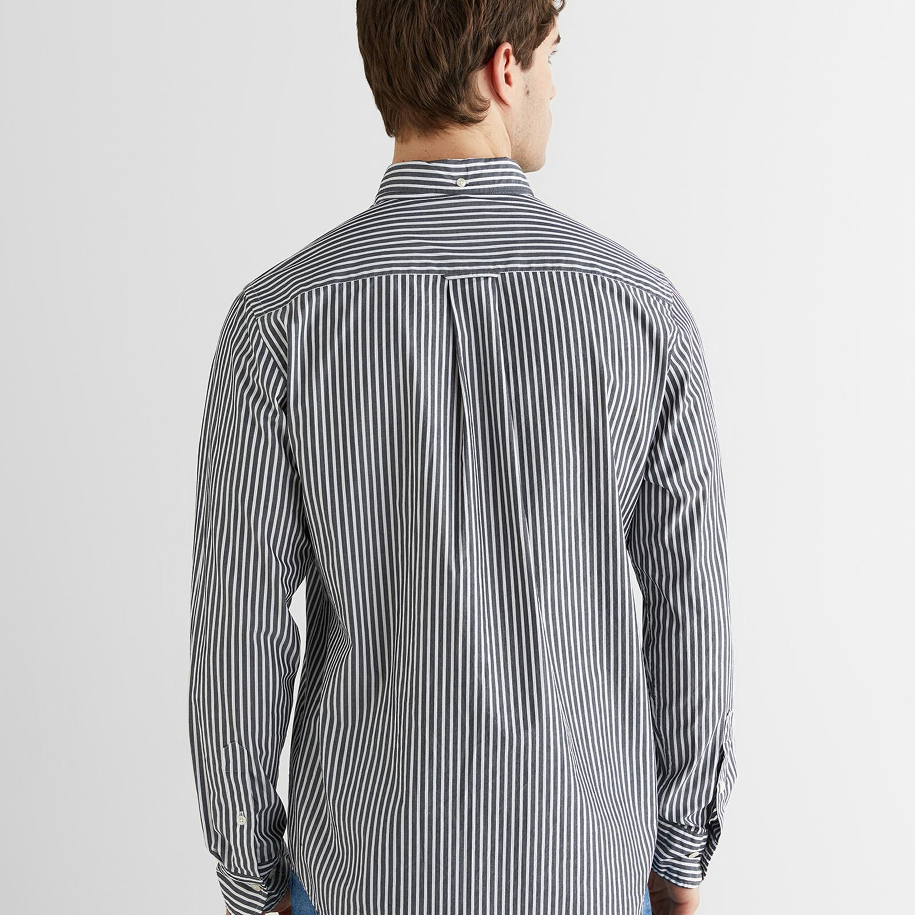 GANT Erkek Siyah Regular Fit Düğmeli Yaka Çizgili Poplin Gömlek